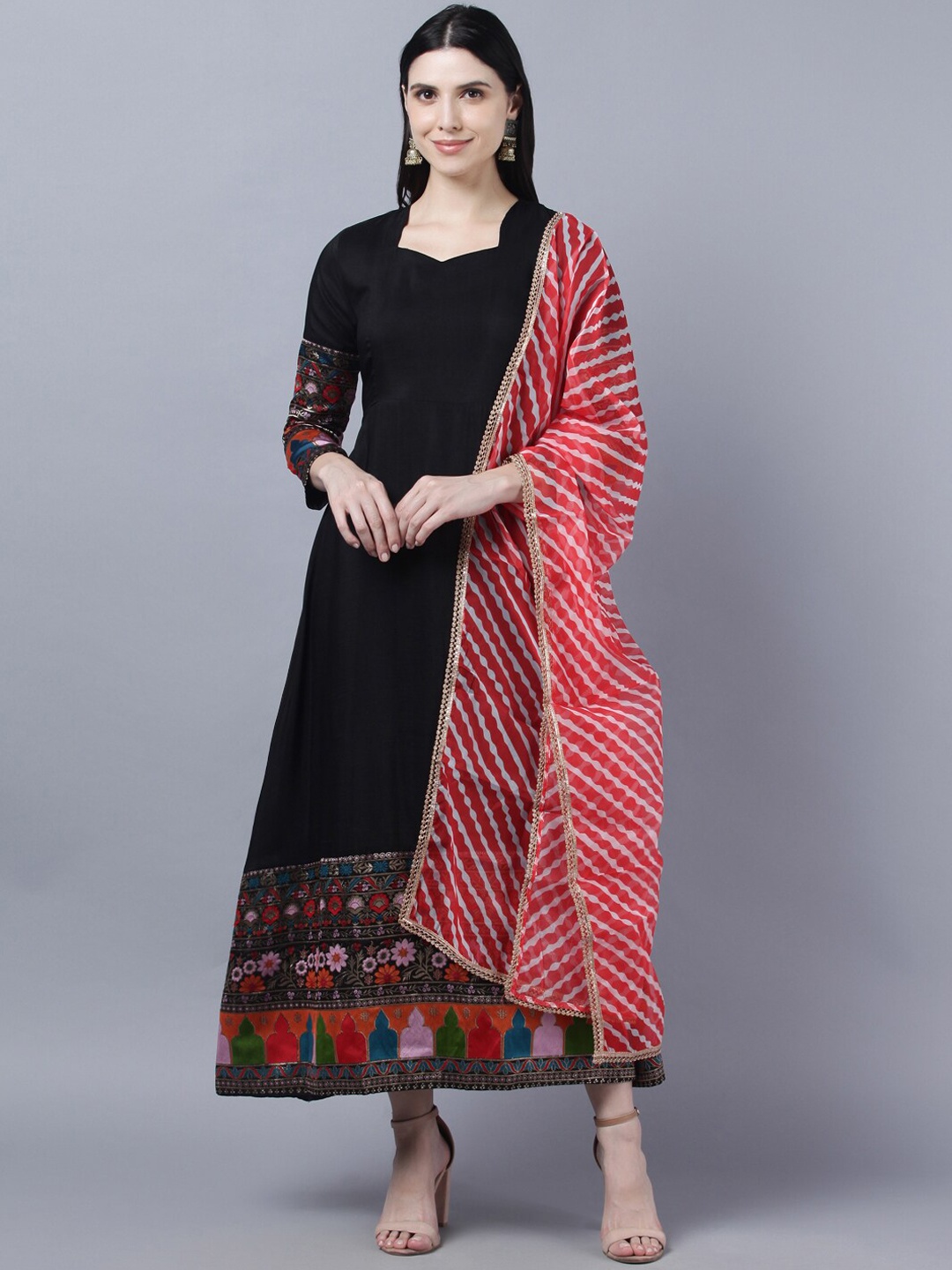 

Myshka Ethnic Motif Printed Square Neck A-Line Ethnic Dress, Black