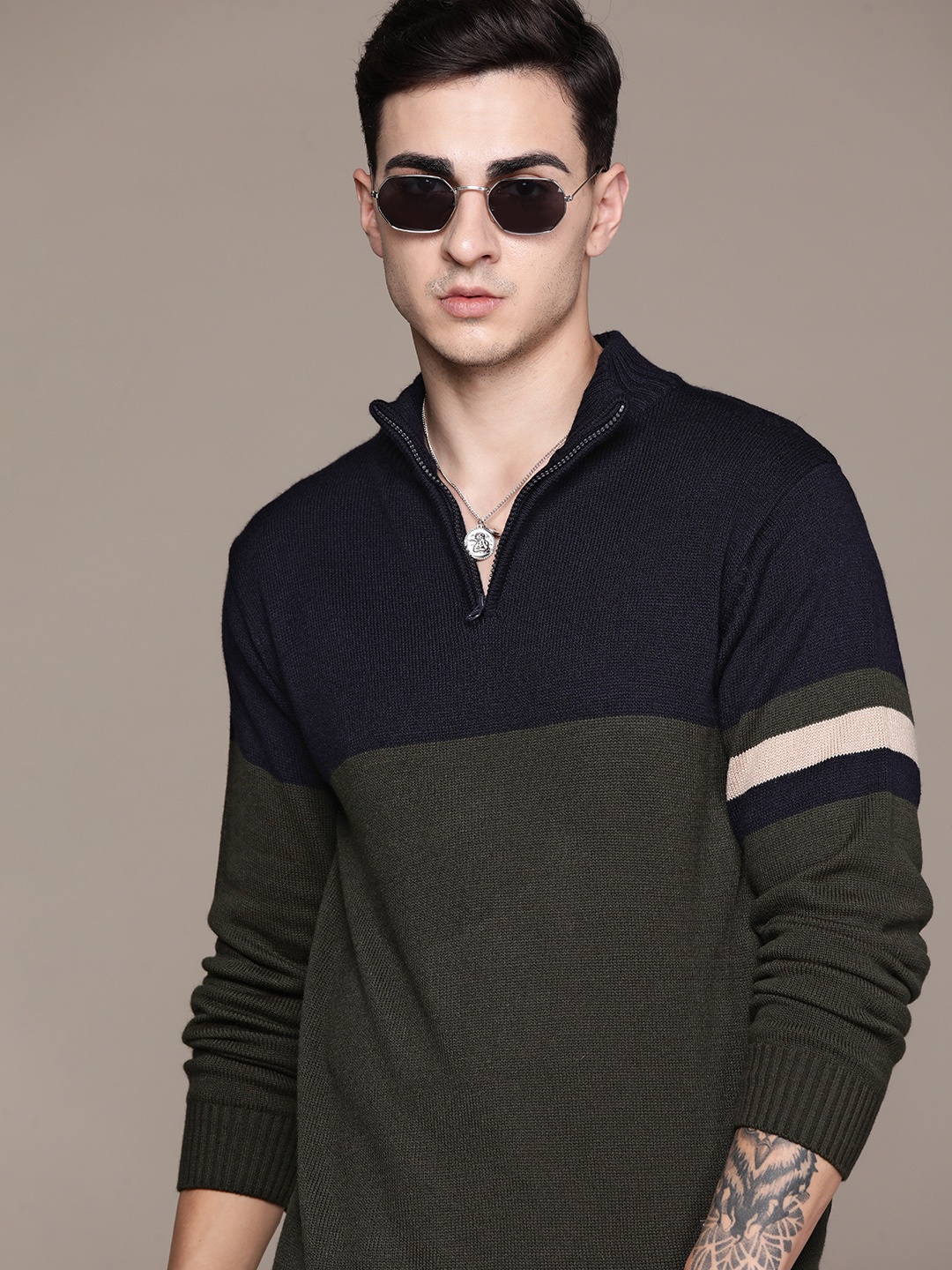 

The Roadster Lifestyle Co. Colourblocked High-Neck Acrylic Pullover, Olive