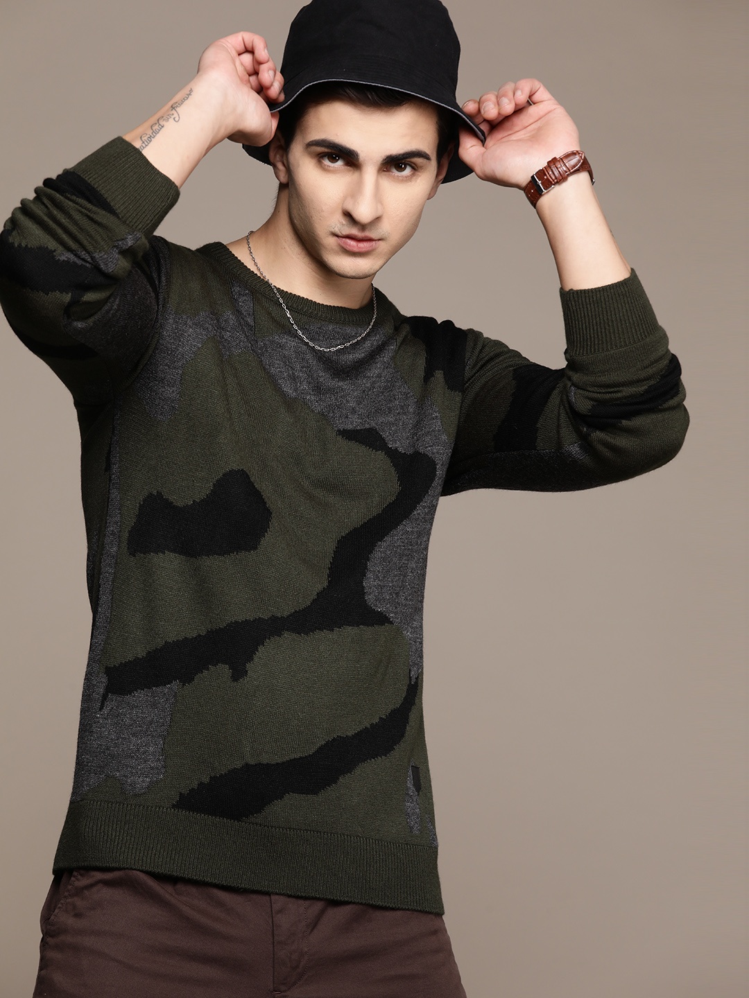 

The Roadster Lifestyle Co. Pure Acrylic Self-Design Pullover, Olive