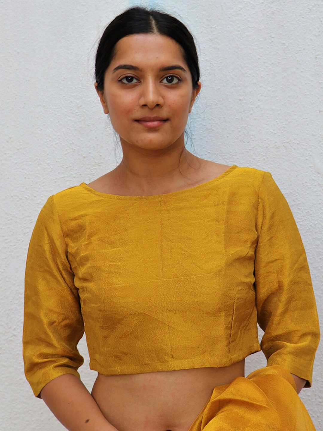 

Chidiyaa Woven Design Boat Neck Saree Blouse, Gold