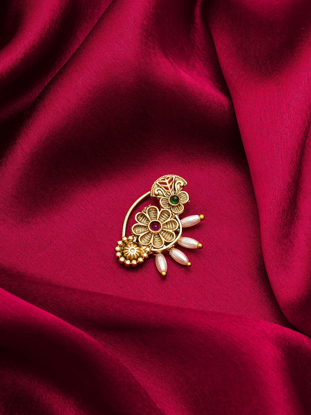 

aadita Gold-Plated Stone-Studded Nosepin