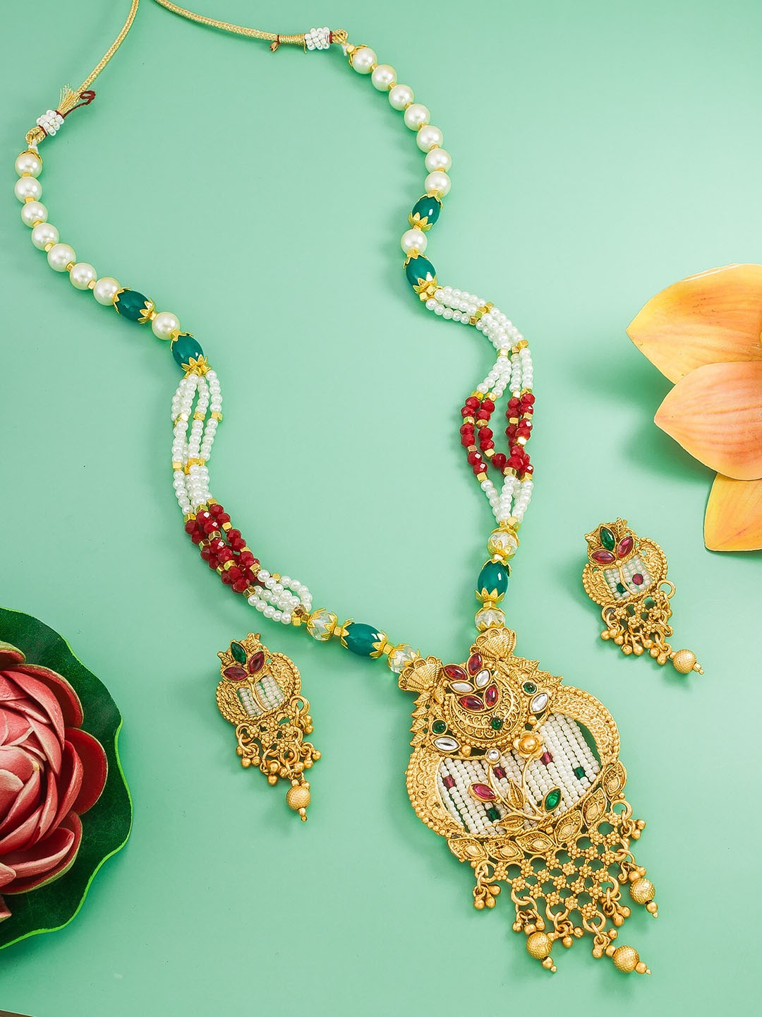 

aadita Gold-Plated Stone-Studded & Beaded Jewellery Set