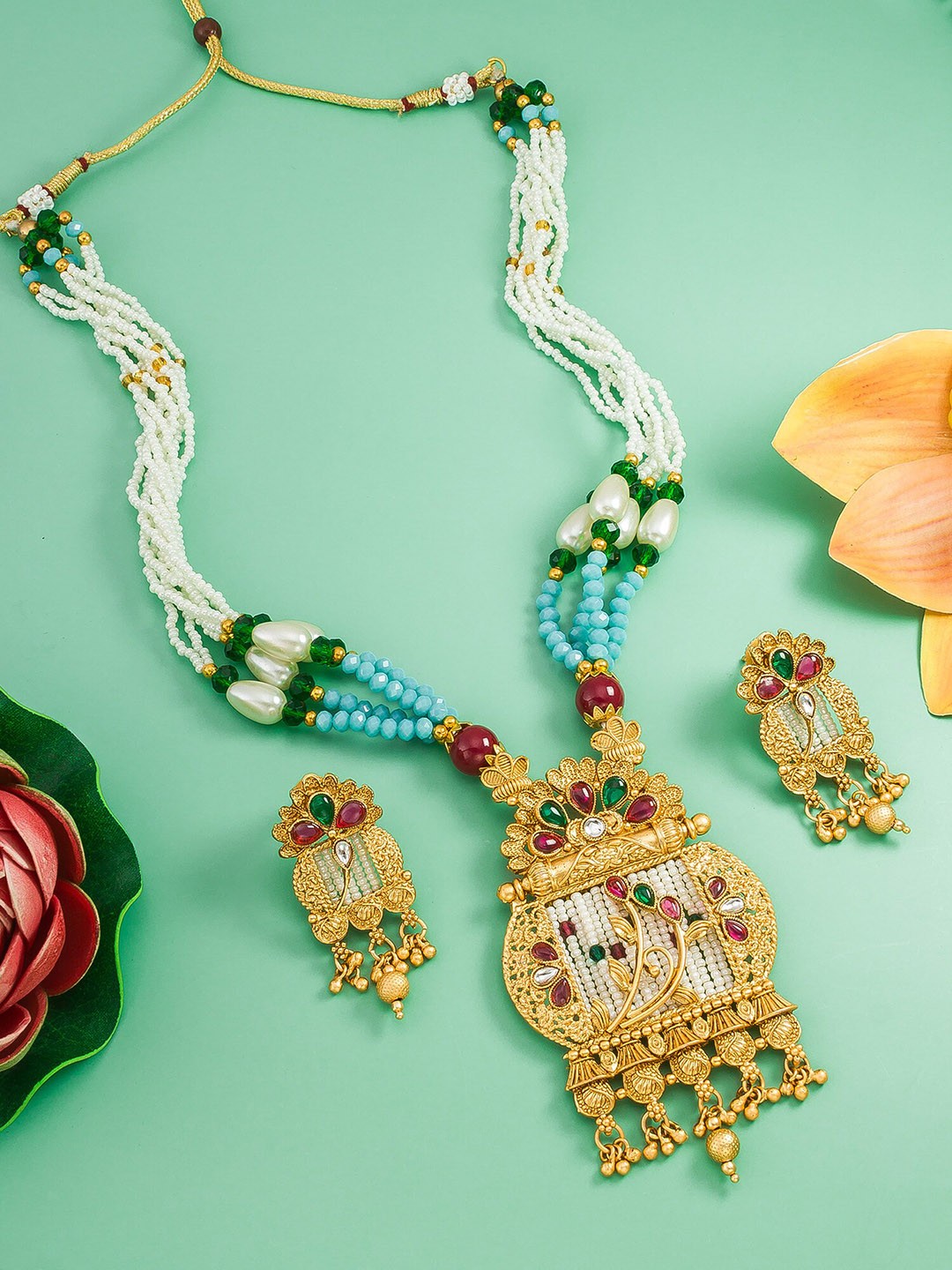 

aadita Gold-Plated Stone-Studded Jewellery Set