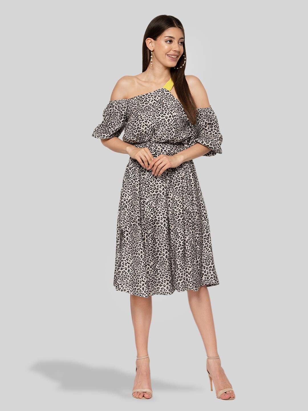 

PRETTY LOVING THING Animal Printed Off-Shoulder Puff Sleeves Fit & Flare Dress, White