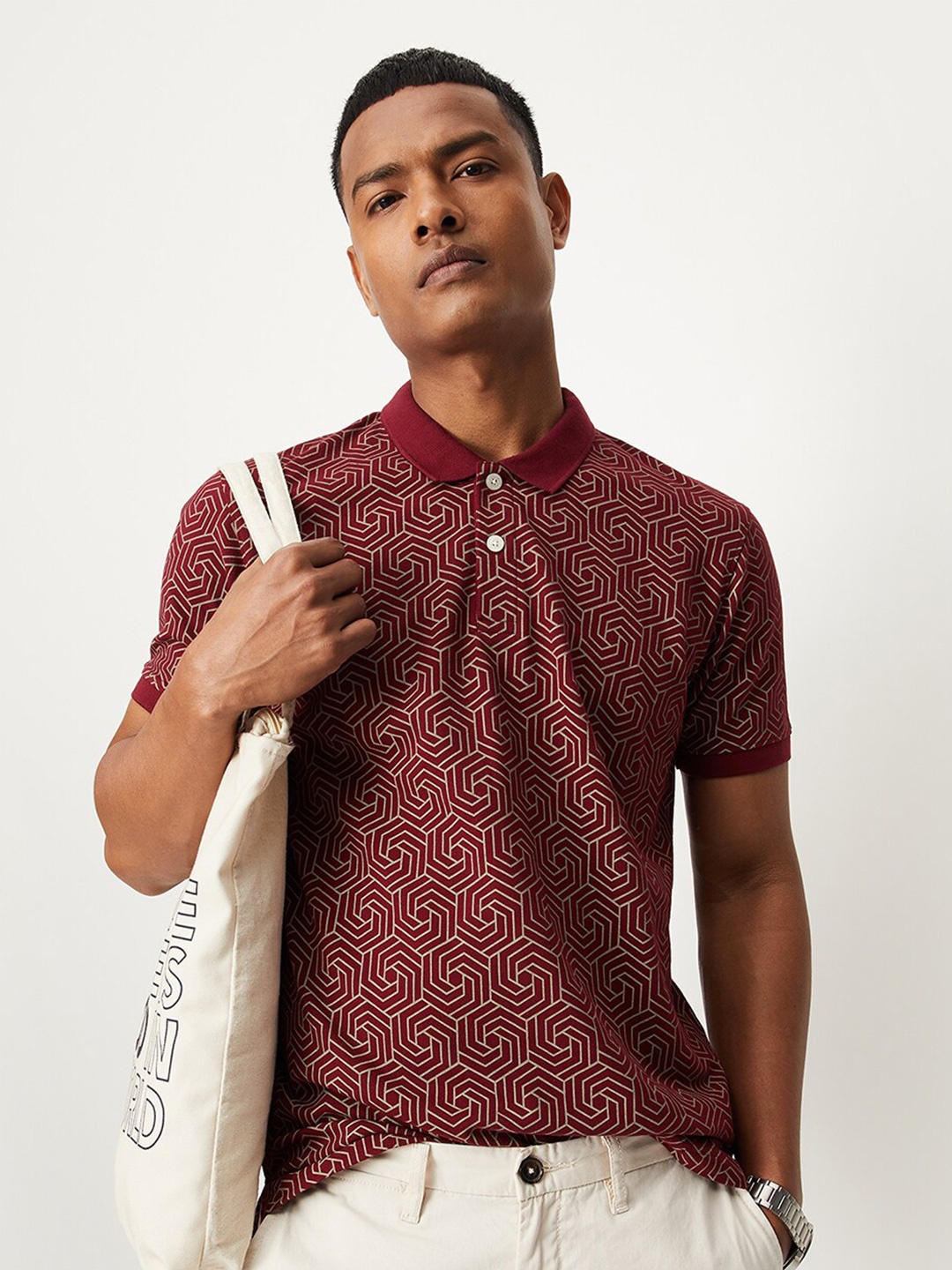 

max Geometric Printed Polo Collar T-shirt, Maroon
