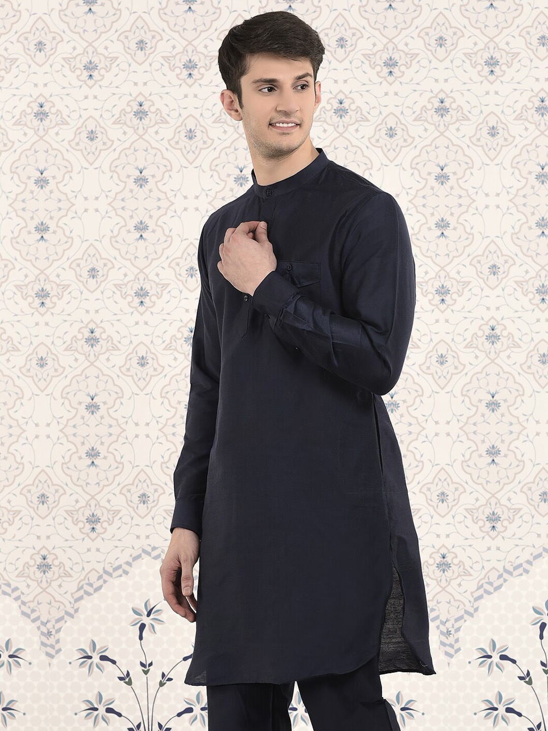 

Ode by House of Pataudi Navy Blue Mandarin Collar Regular Kurta