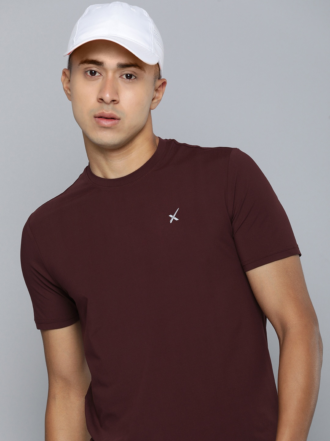 

HRX by Hrithik Roshan Men Regular Fit Running T-shirt, Maroon