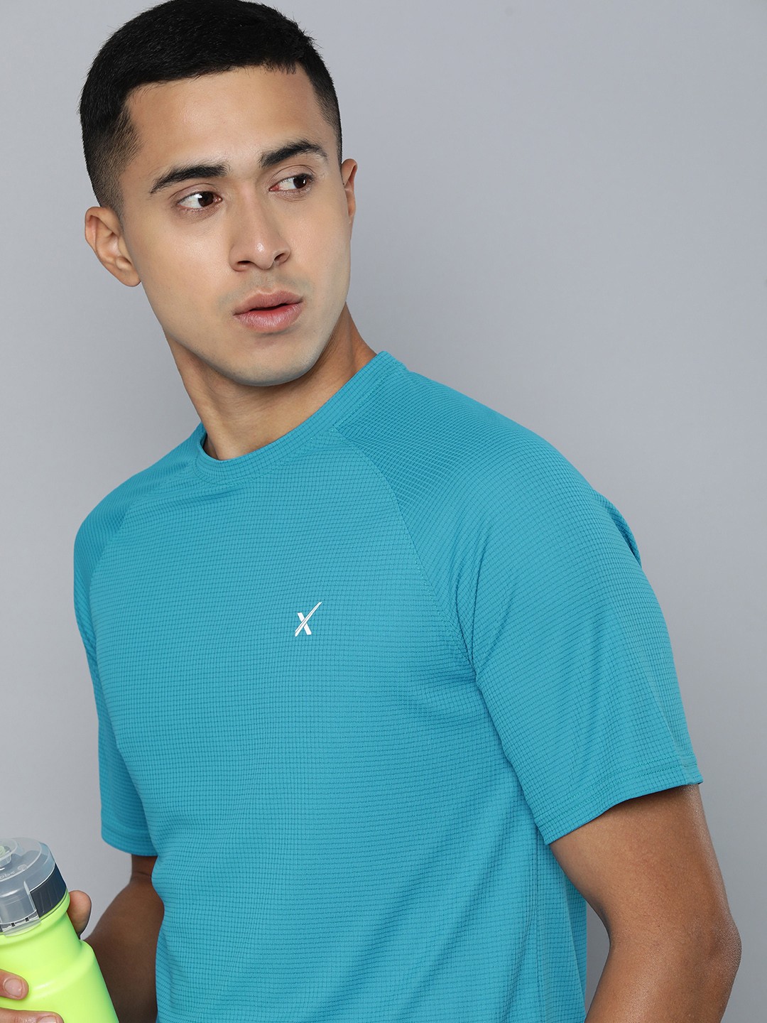 

HRX by Hrithik Roshan Men Checked Regular Fit Running T-shirt, Blue