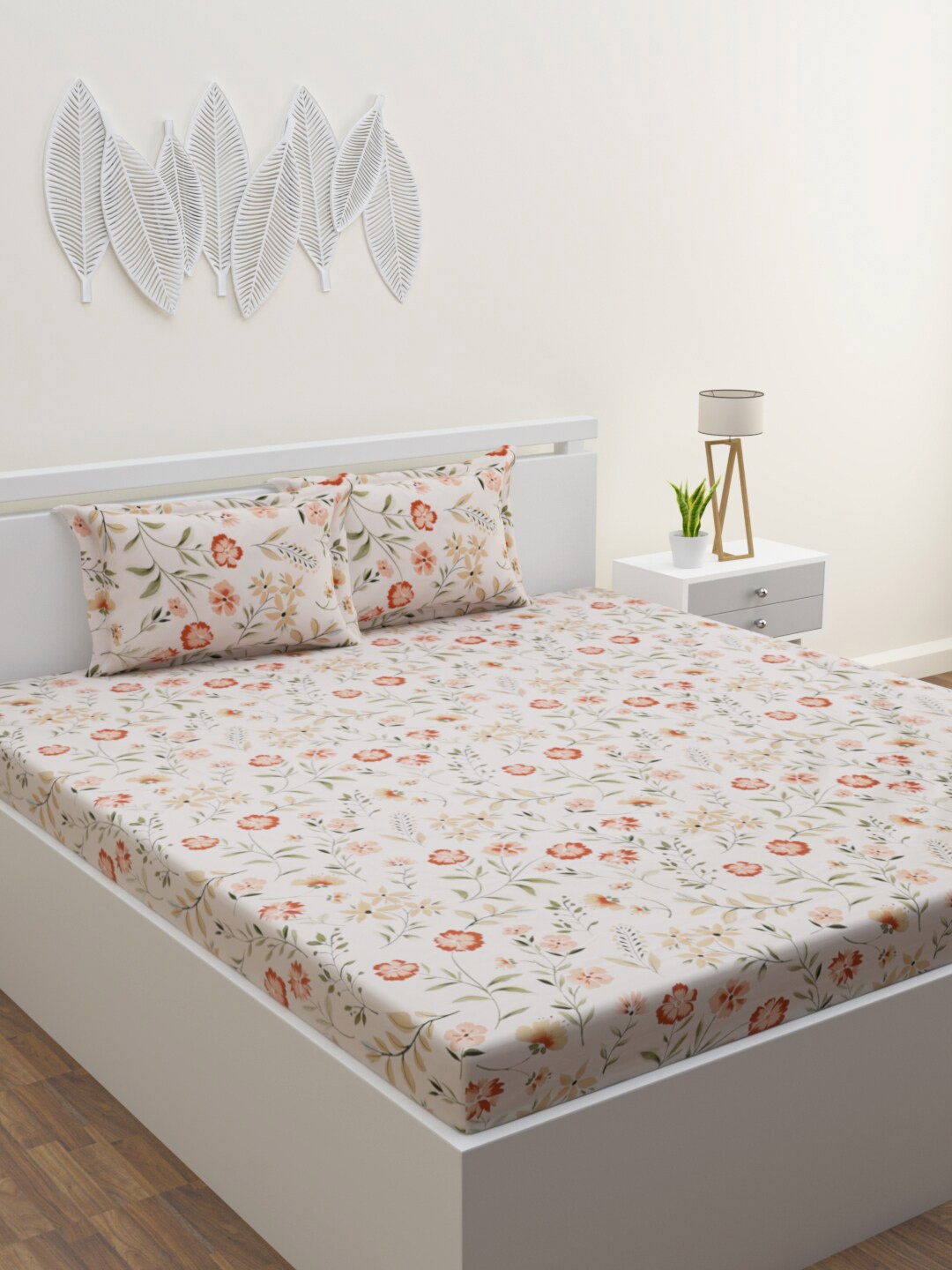 

HOME AFFAIRS Cream-Coloured & Red Floral 120 TC Queen Bedsheet With 2 Pillow Covers