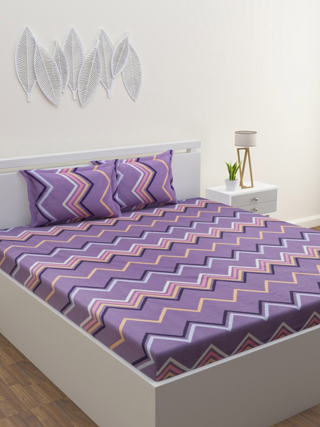 

HOME AFFAIRS Purple & White Geometric 120 TC Queen Bedsheet With 2 Pillow Covers