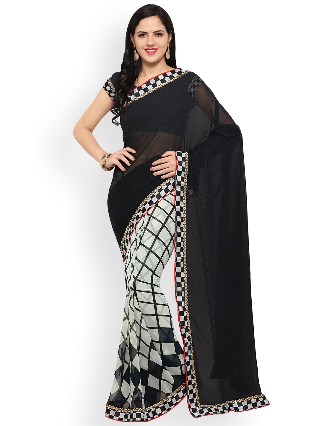

Blissta Black & White Poly Georgette Printed Saree