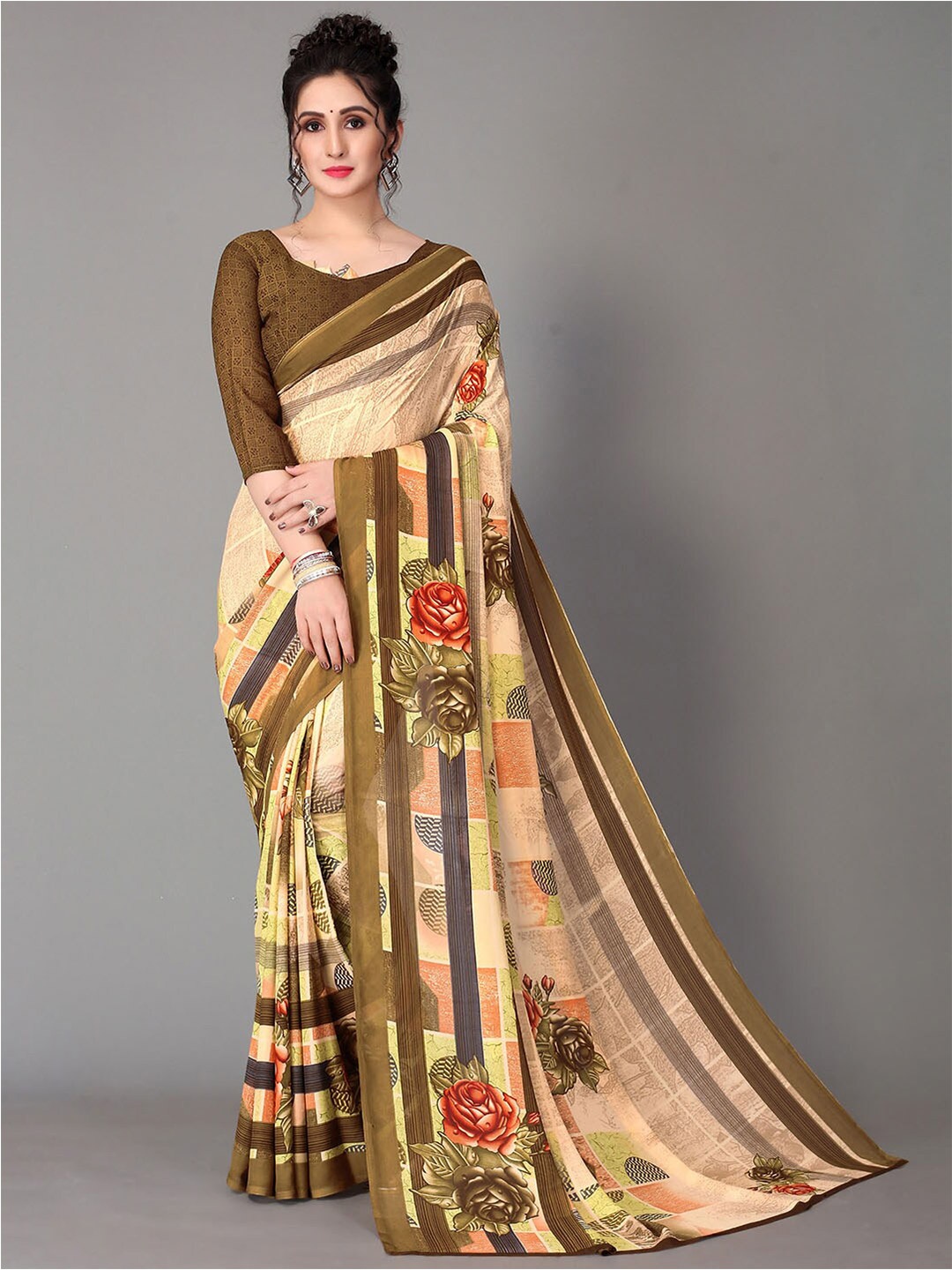 

GORGONE Floral Printed Saree, Beige