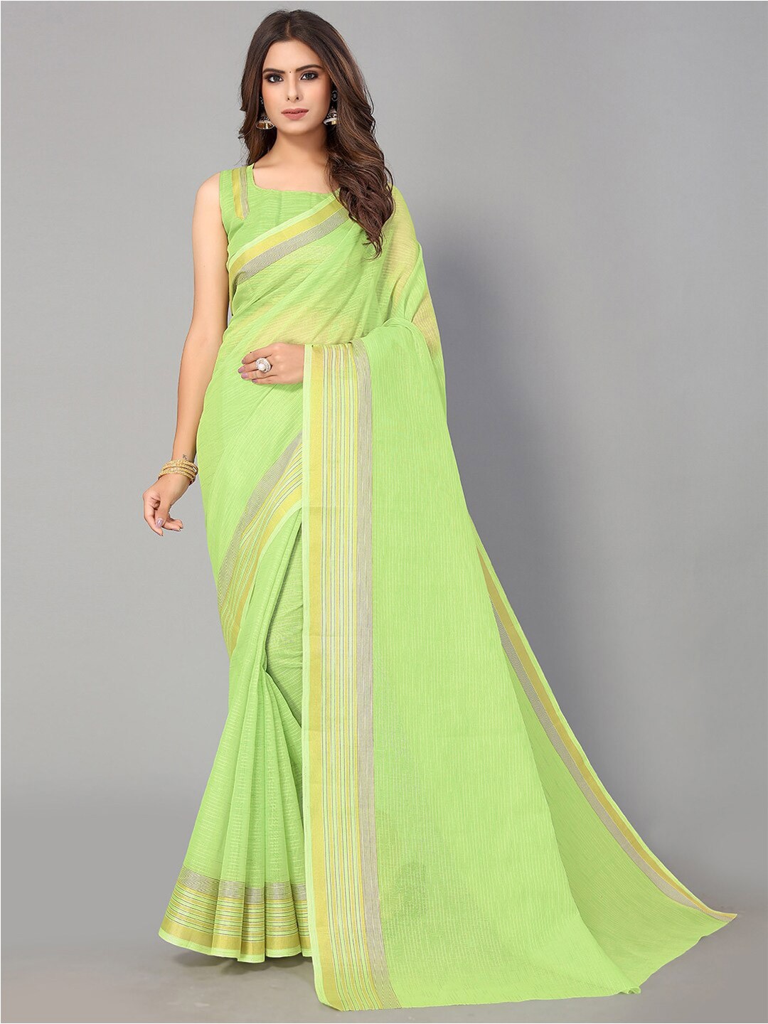 

GORGONE Striped Zari Saree, Green
