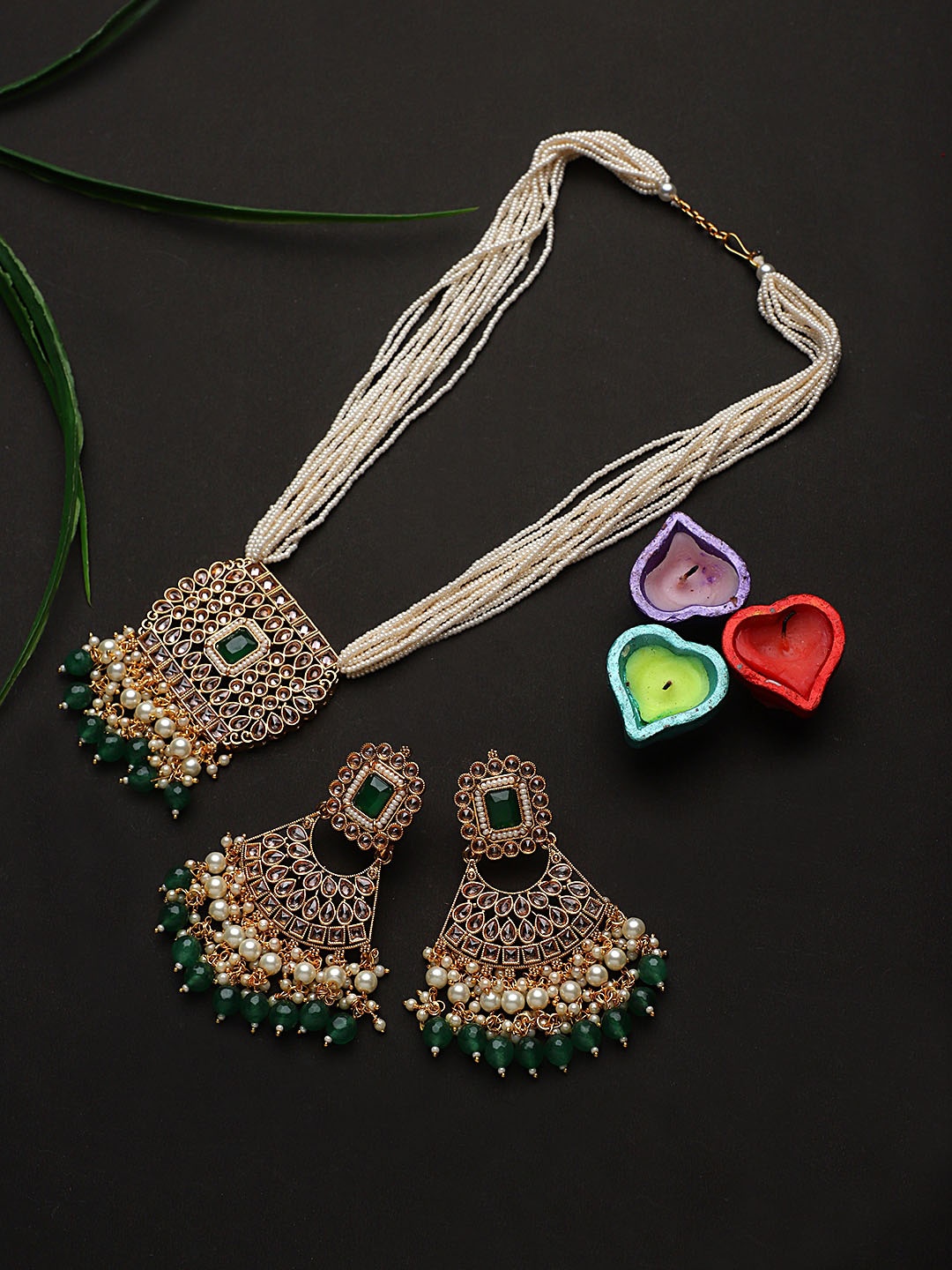 

STEORRA JEWELS Gold-Plated Kundan-Studded Jewellery Set, Green