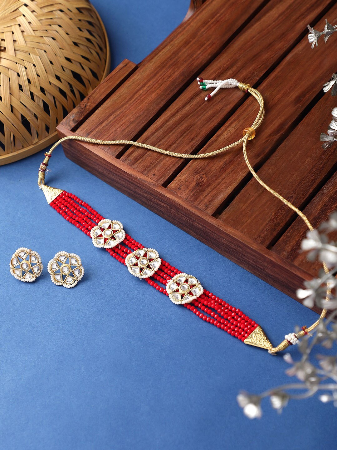 

STEORRA JEWELS Gold-Plated Kundan-Studded & Beaded Jewellery Set, Red