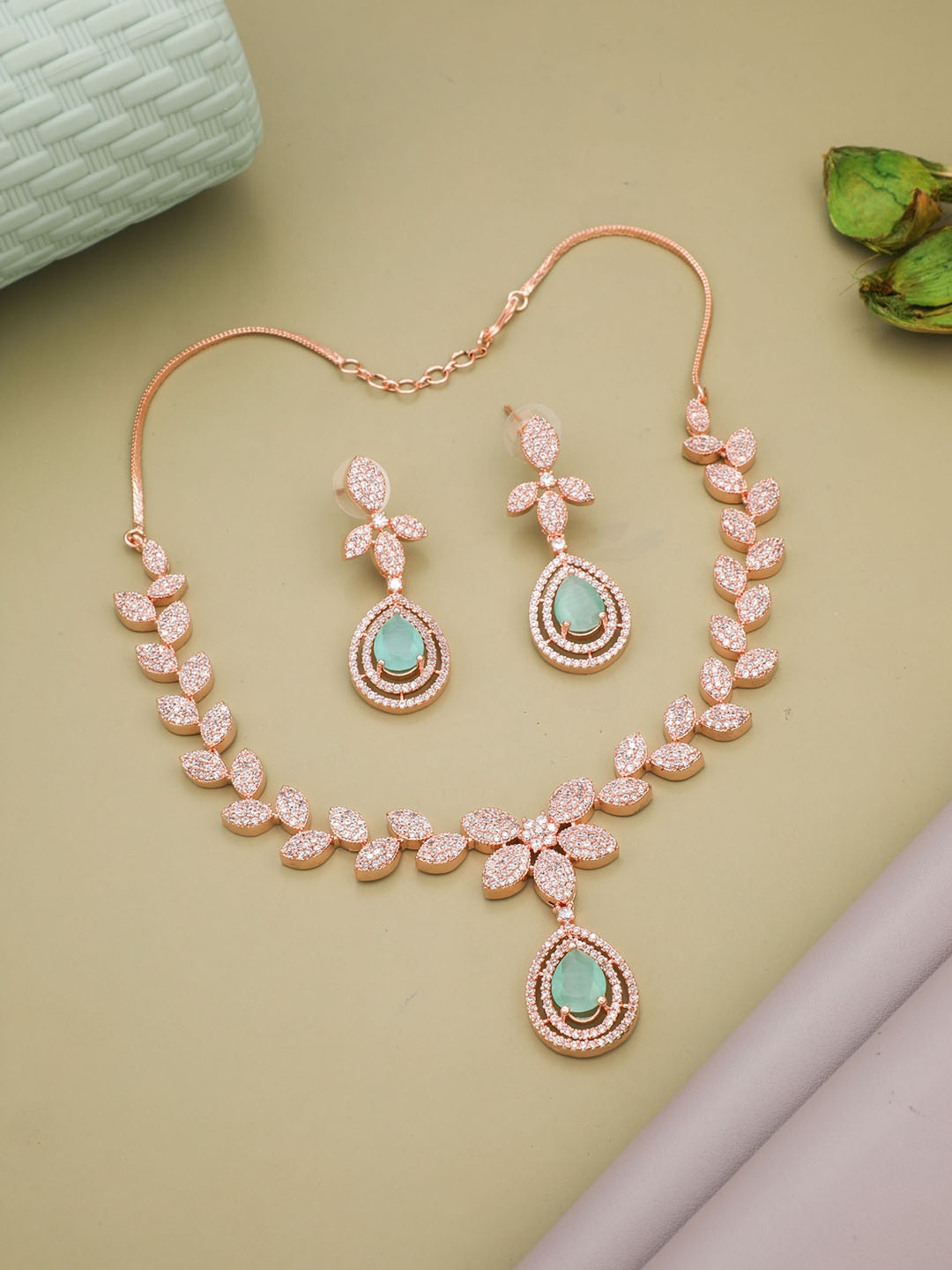 

Vita Bella Gold-Plated & AD-Studded Jewellery Set