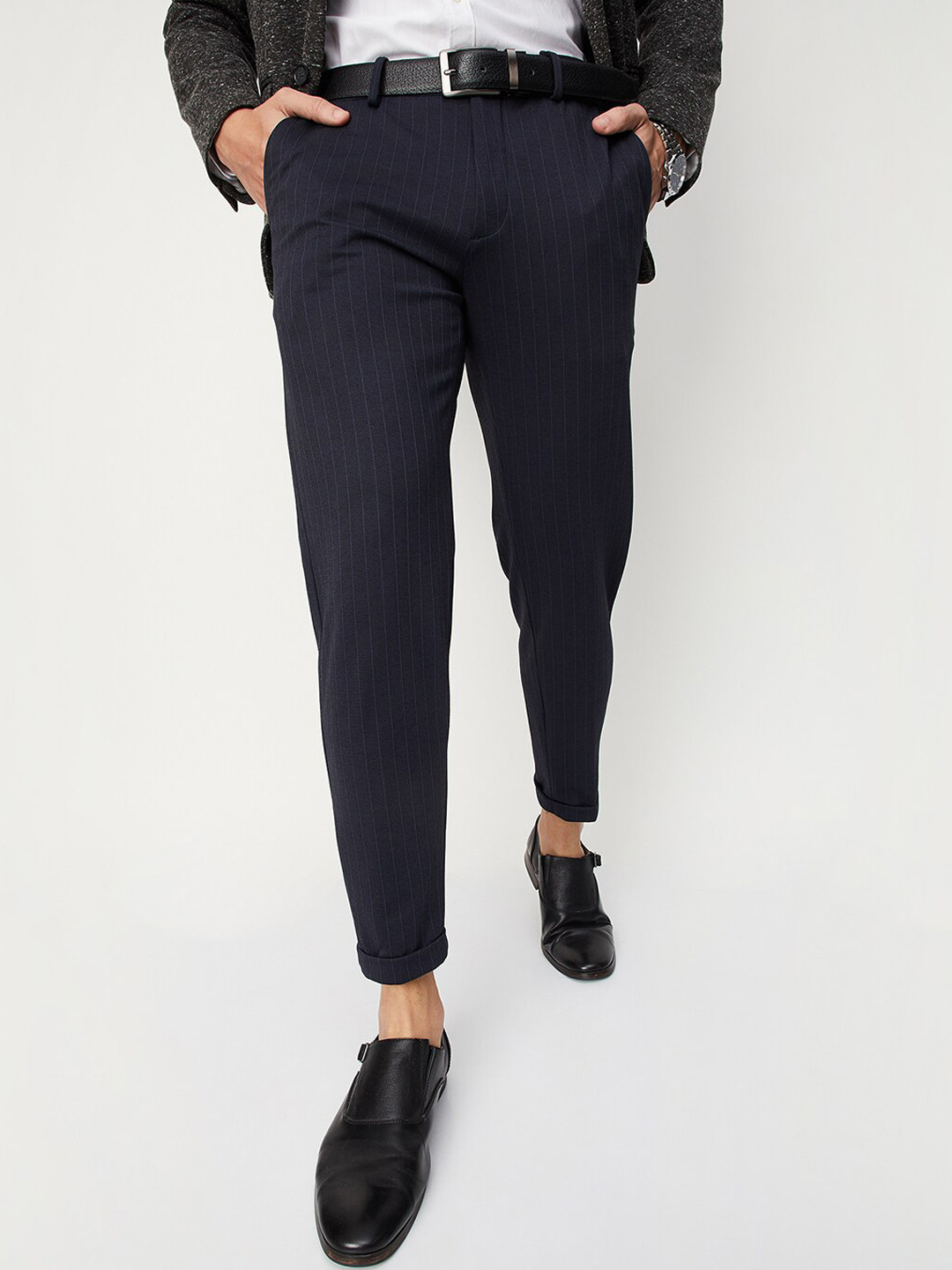 

max Men Striped cropped Relaxed Fit Formal Trousers, Navy blue
