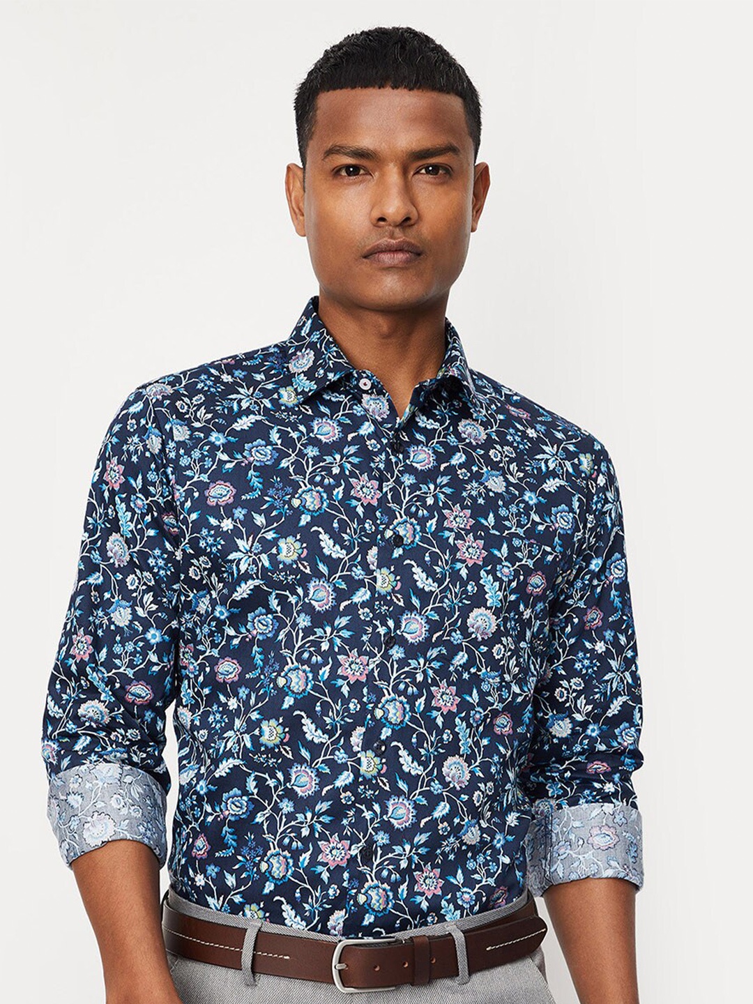 

max Floral Printed Pure Cotton Casual Shirt, Navy blue
