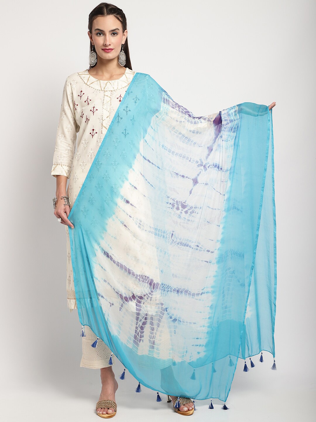 

Miaz Lifestyle Tie and Dye Dyed Cotton Dupatta, Turquoise blue