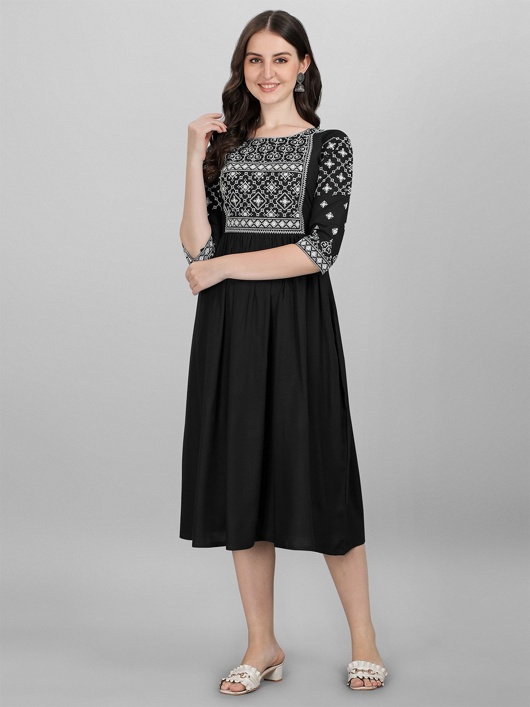 

Shree Ramkrishna Fab Ethnic Motif Embroidered Gathered Fit & Flare Midi Ethnic Dress, Black