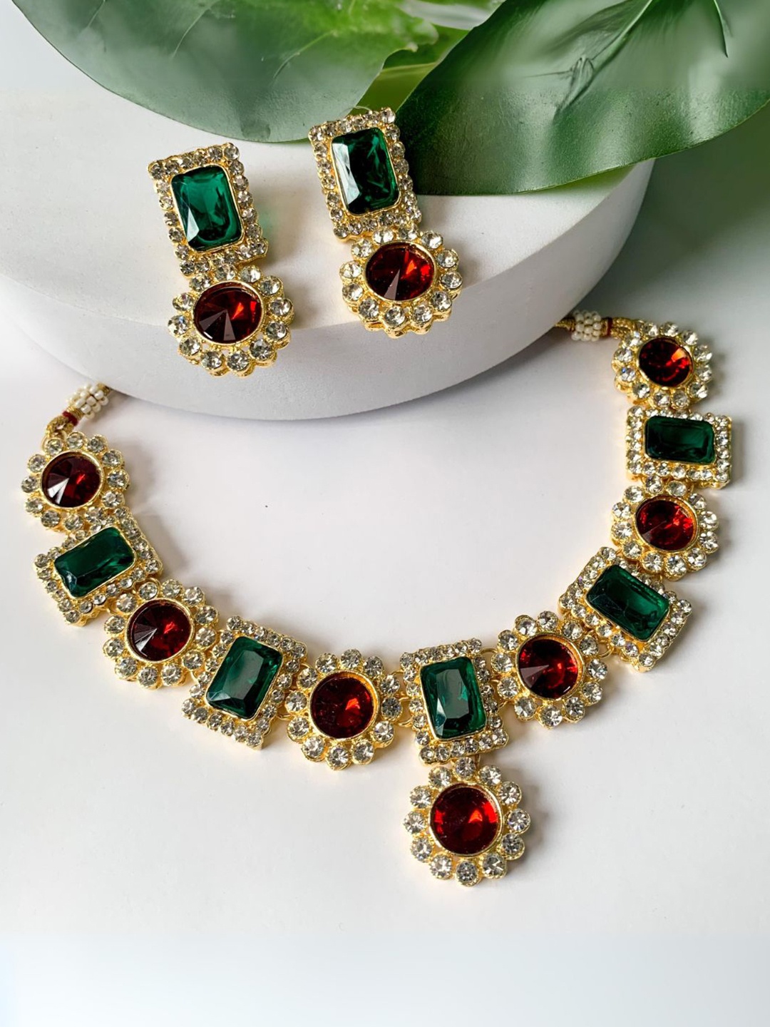 

I Jewels Gold-Plated Kundan Studded Jewellery Set