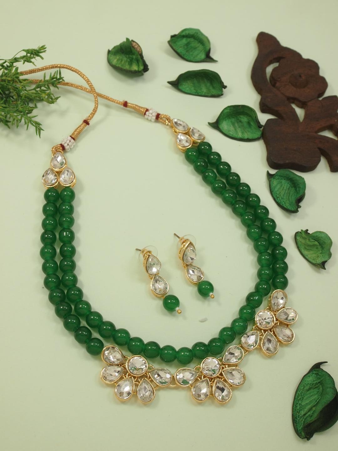 

I Jewels Gold-Plated Kundan-Studded & Pearl Beaded Jewellery Set