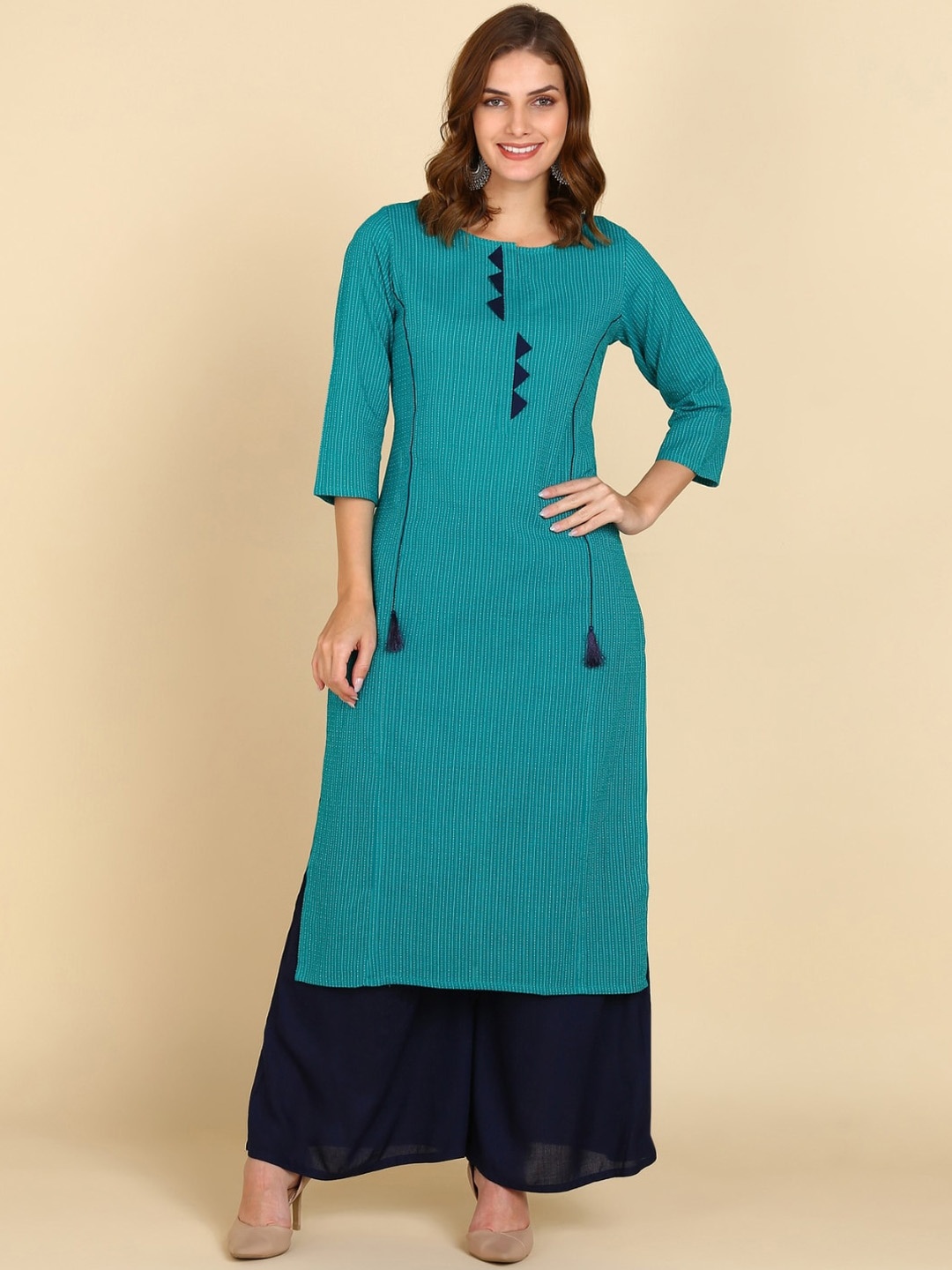 

VEDANA Striped Round Neck Pure Cotton Kurta, Turquoise blue