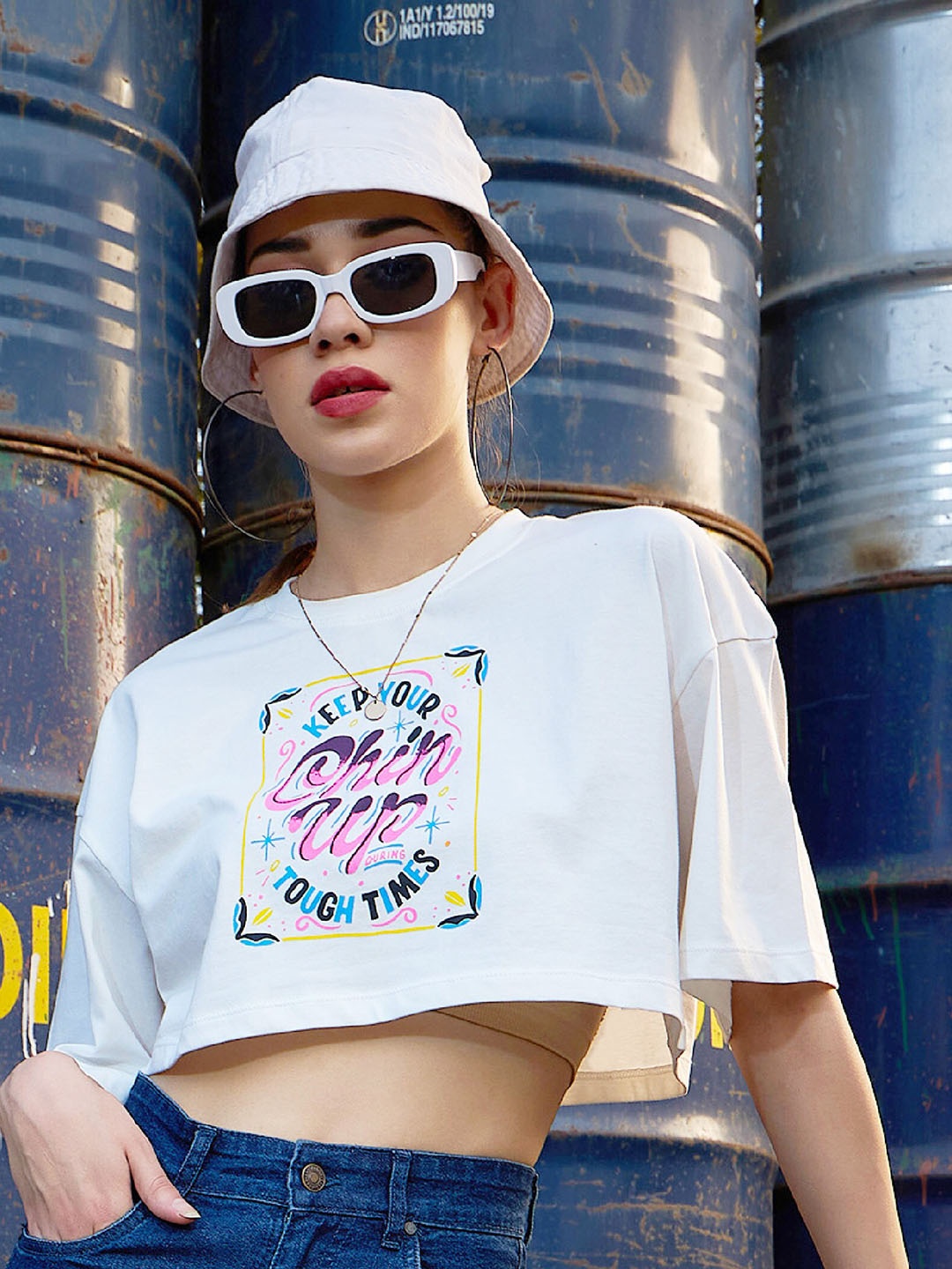 

SASSAFRAS White & Pink Typography Printed Boxy Crop T-shirt