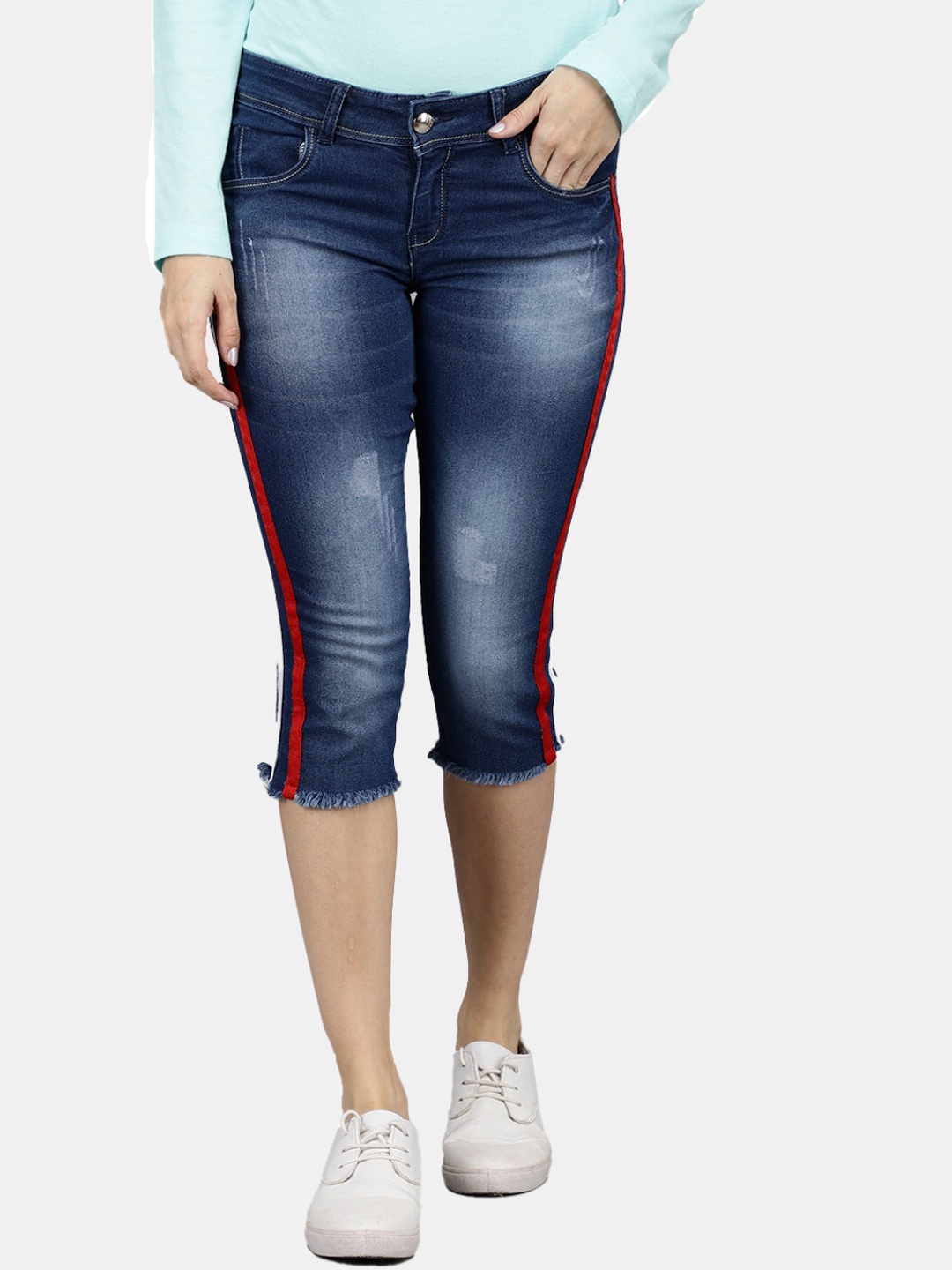 

V-Mart Women Washed Mid-Rise Denim Capris, Blue