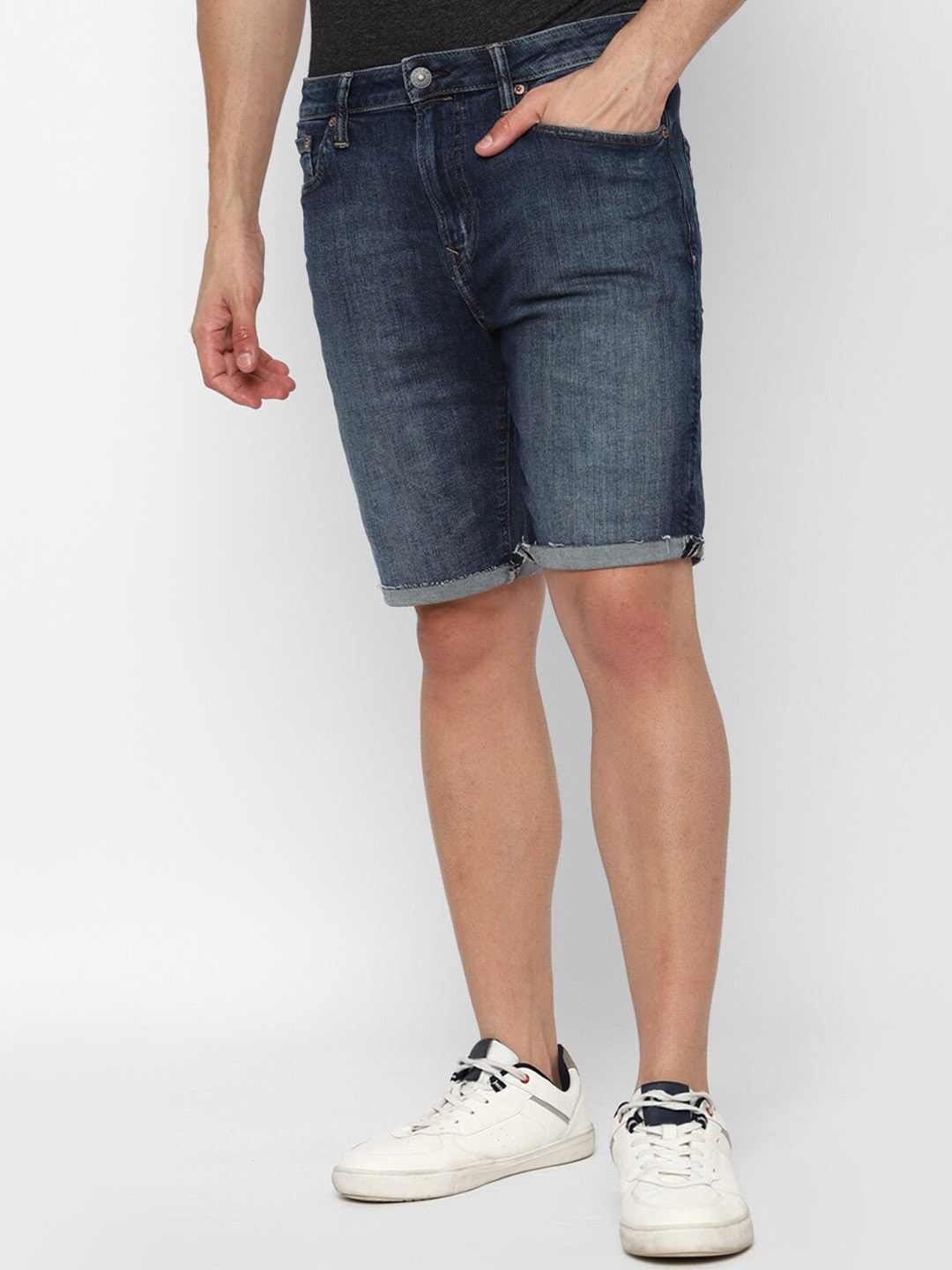 

AMERICAN EAGLE OUTFITTERS Men Washed Denim Shorts, Blue