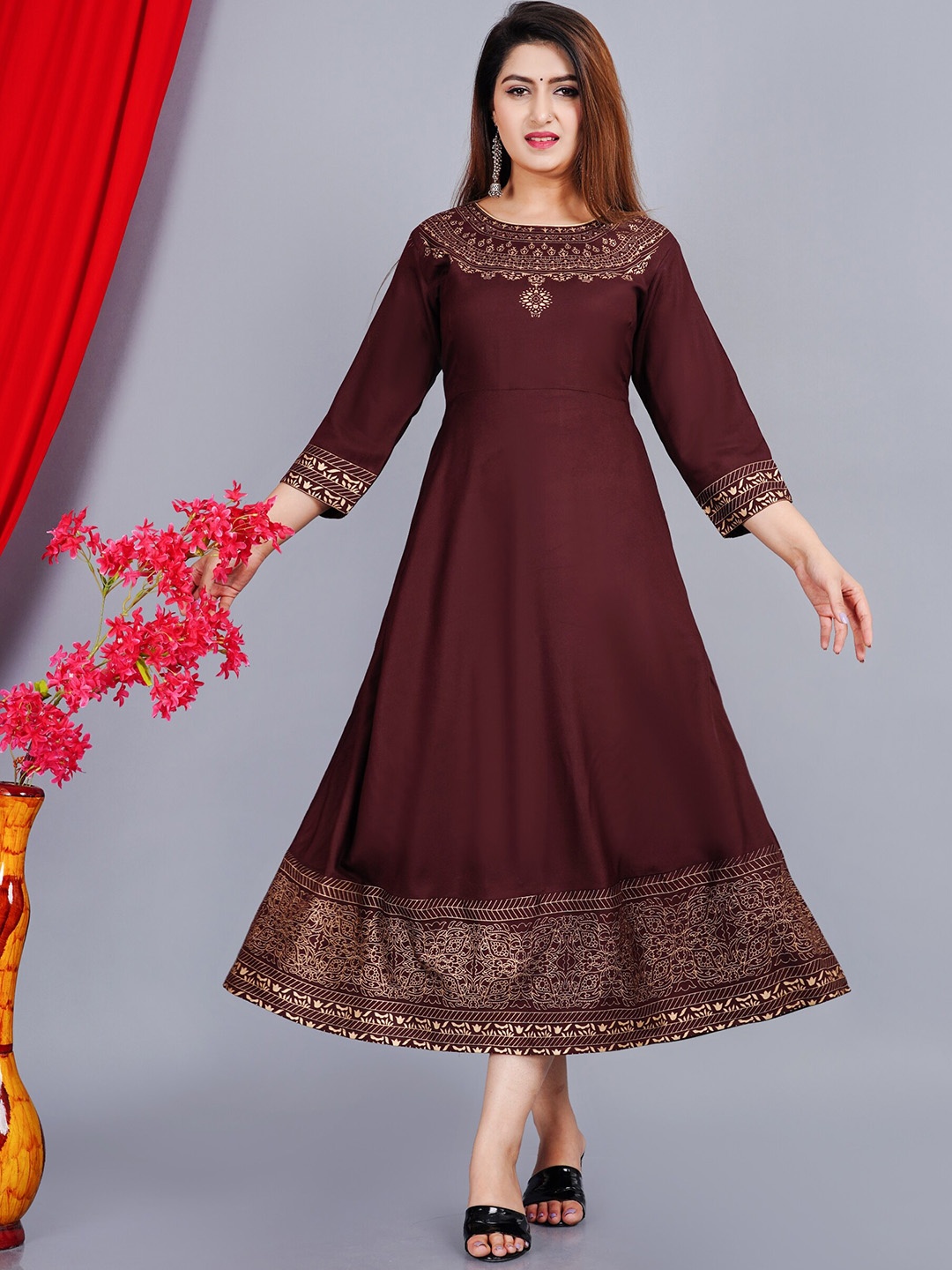 

SkyaSia Ethnic Motifs Printed Anarkali Kurta with Dupatta, Coffee brown