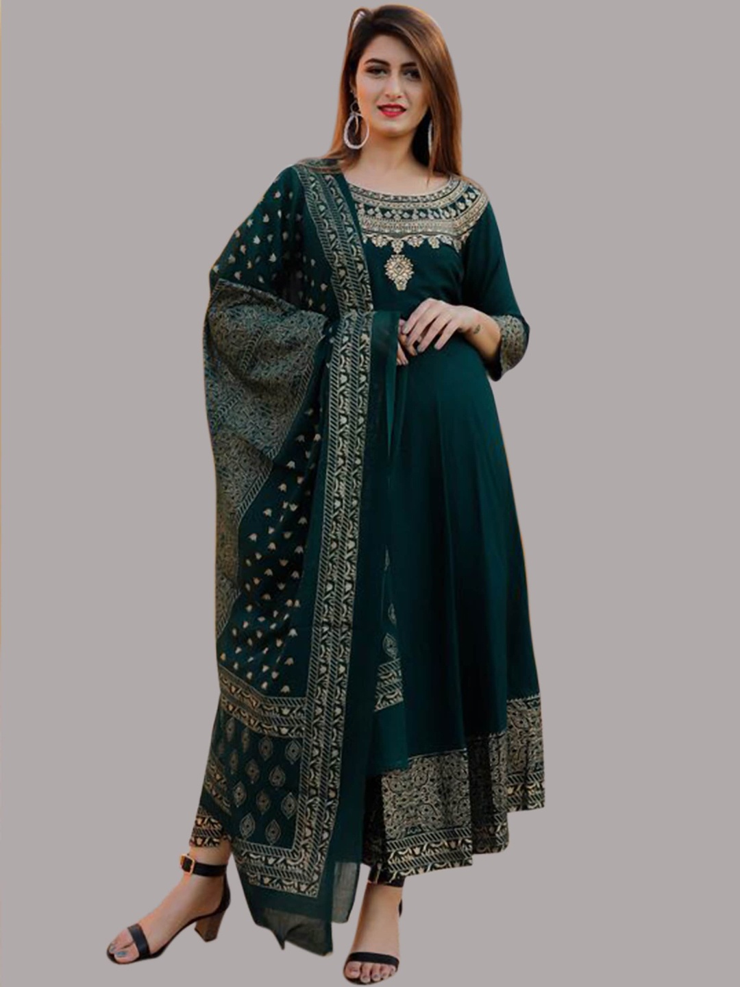 

SkyaSia Ethnic Motifs Printed Anarkali Kurta with Dupatta, Green