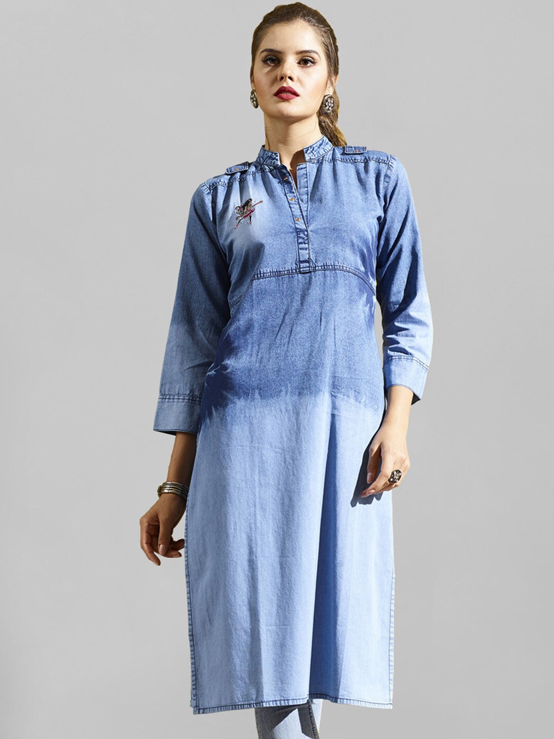 

Kvsfab Mandarin Collar Thread Work Kurta, Blue