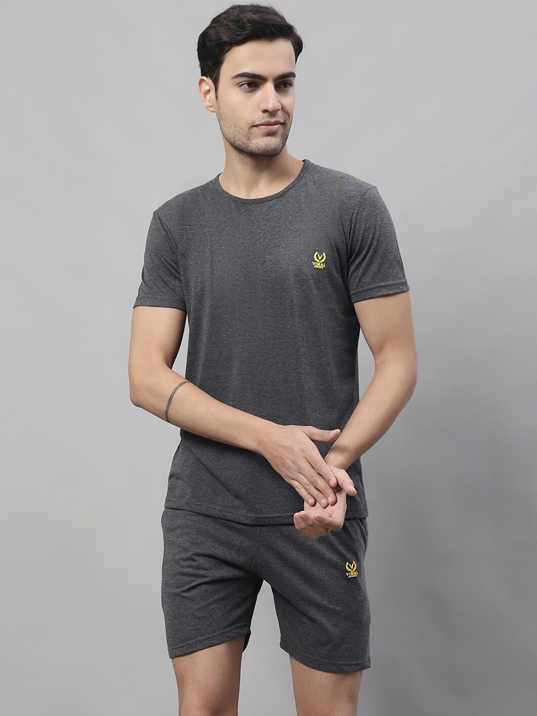 

MACK JONNEY Logo Detailing T-Shirt & Shorts, Grey