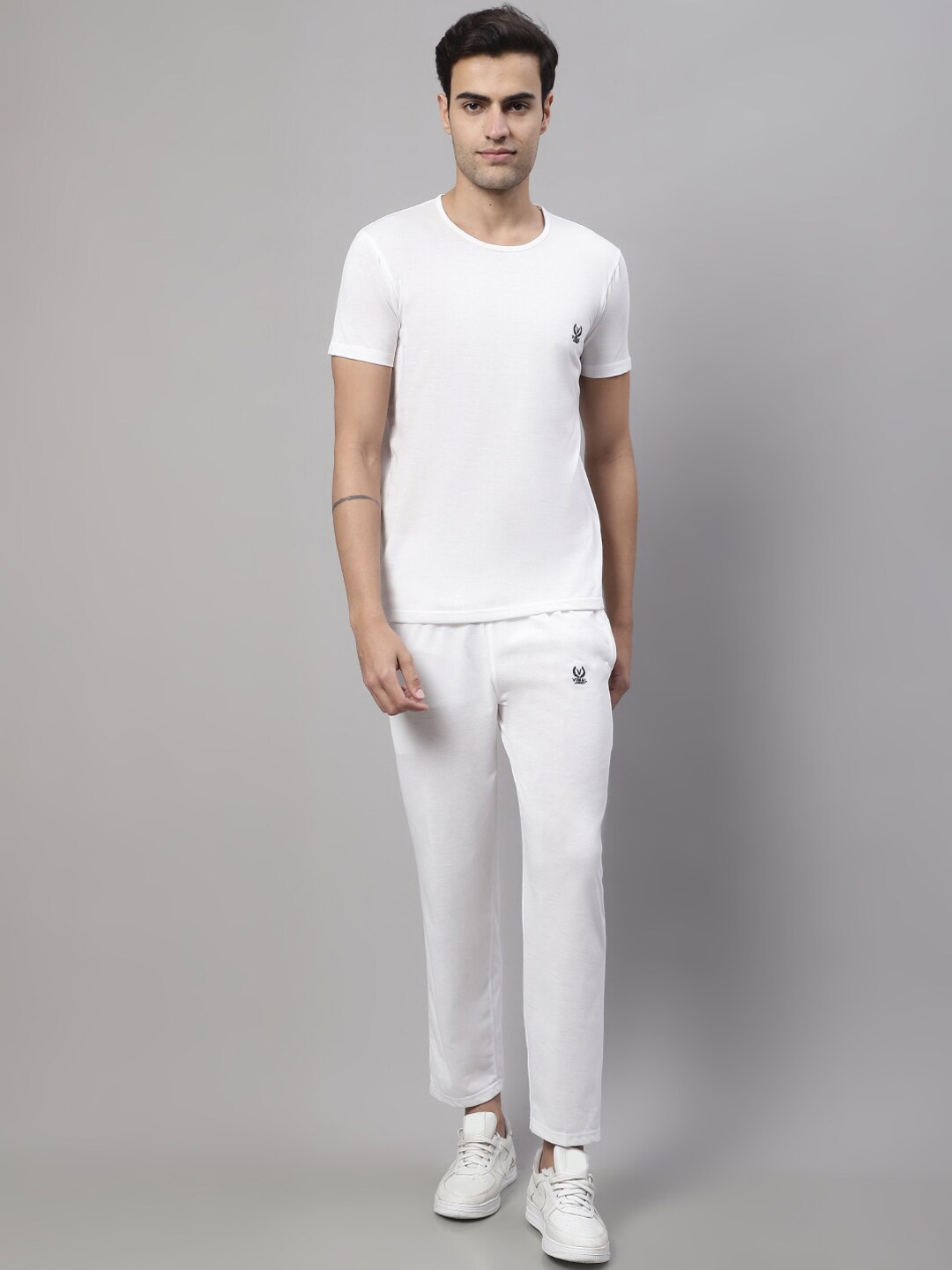 MACK JONNEY Round Neck Short Sleeves Comfort Co-Ords, White