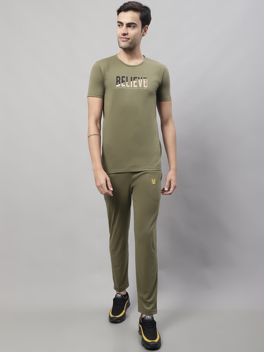 

MACK JONNEY Printed Cotton T-Shirt With Track Pants Co-Ord Set, Olive