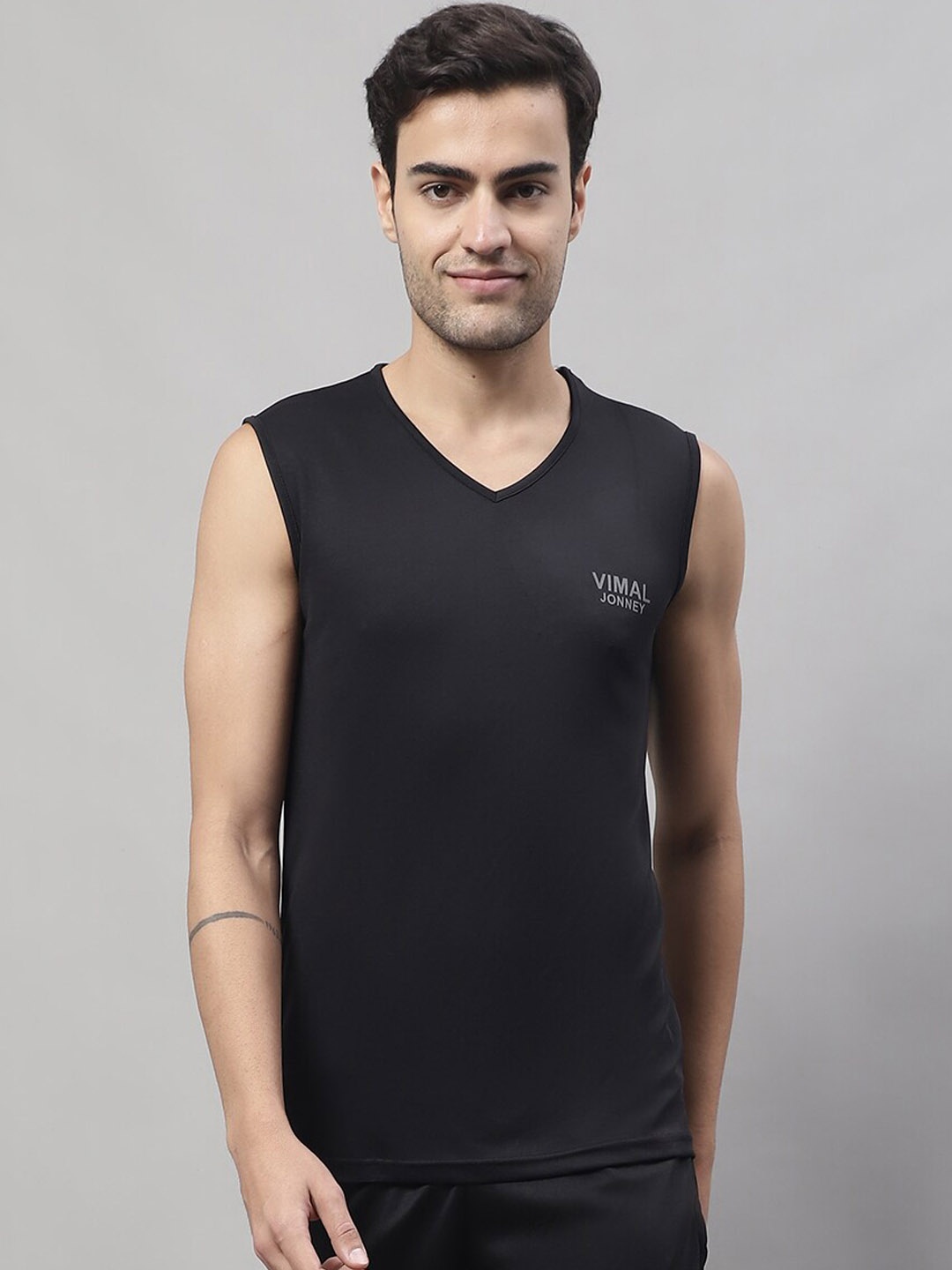 

MACK JONNEY JONNEY Dry Fit T-Shirt With Shorts, Black