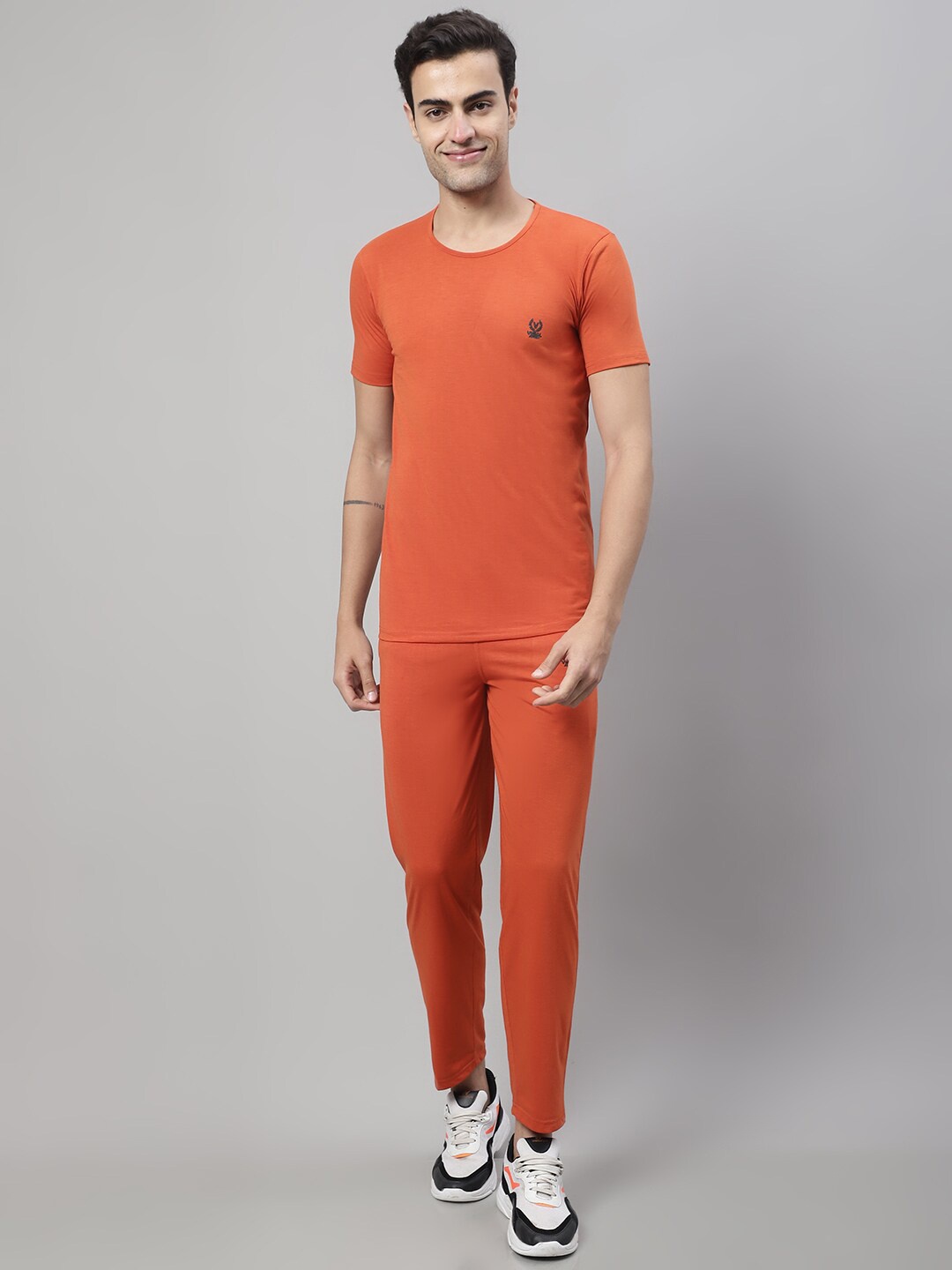 

VIMAL JONNEY Printed Breathable T-Shirt With Track Pants, Orange