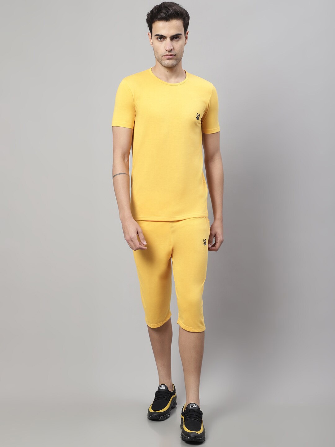 

VIMAL JONNEY Men Skin Friendly T-Shirt & Shorts Co-Ord Set, Yellow