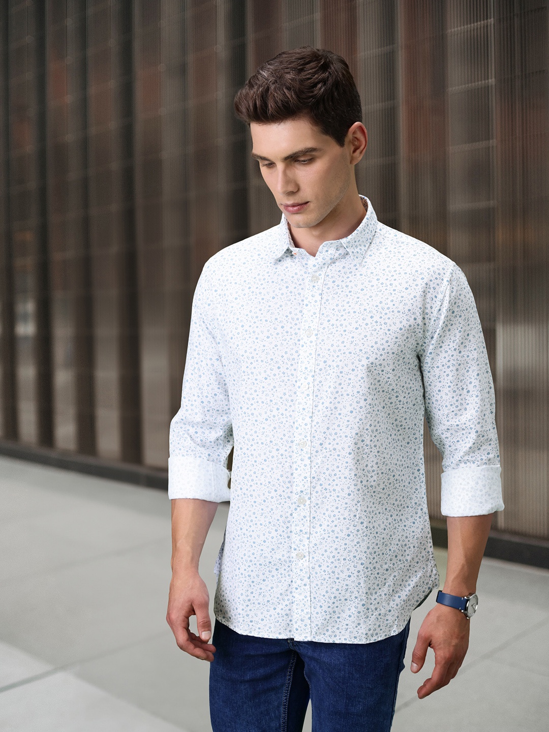 

INVICTUS Men Pure Cotton Slim Fit Floral Opaque Printed Casual Shirt, White