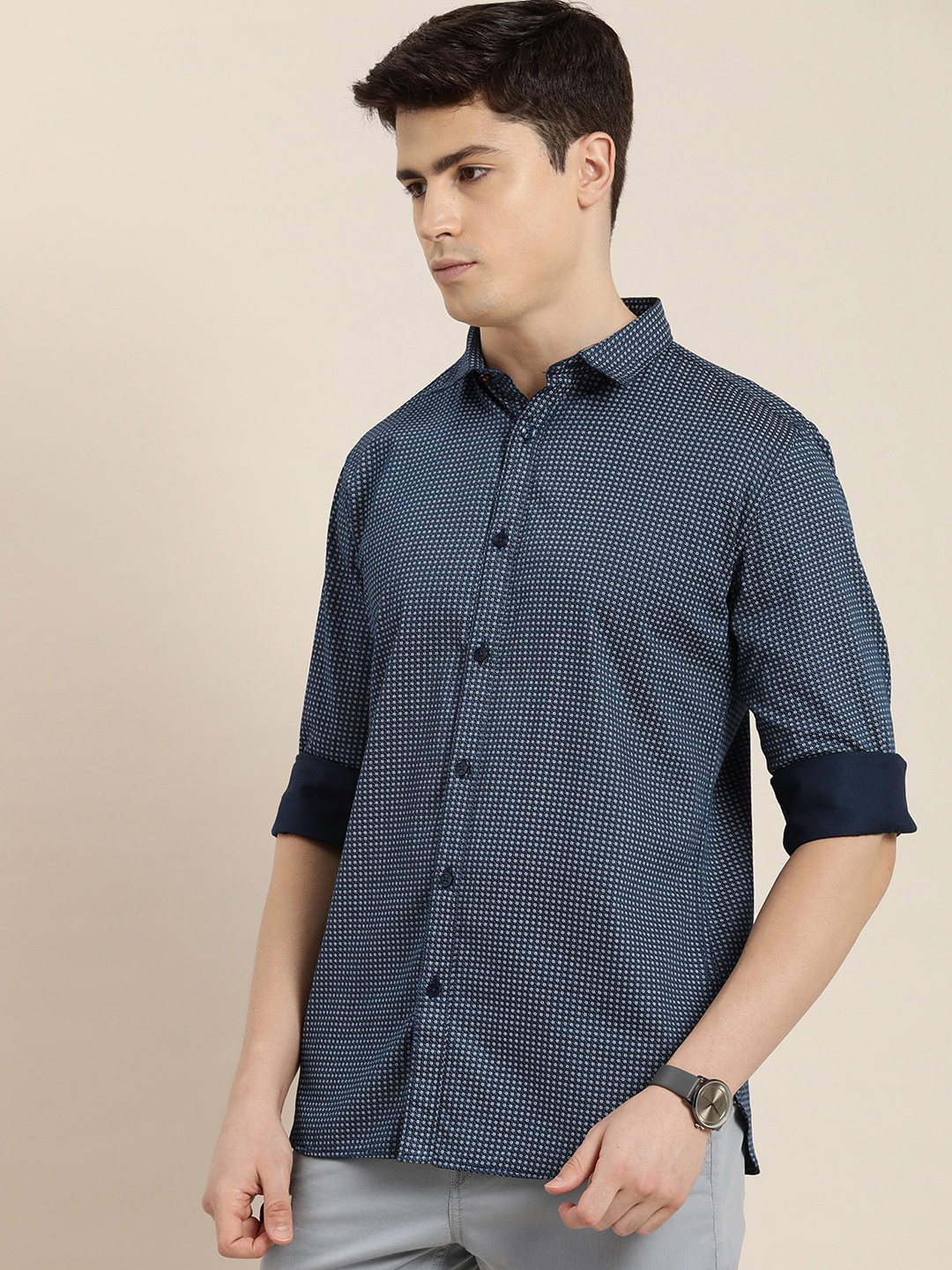 

INVICTUS Slim Fit Micro-Ditsy Printed Pure Cotton Casual Shirt, Navy blue