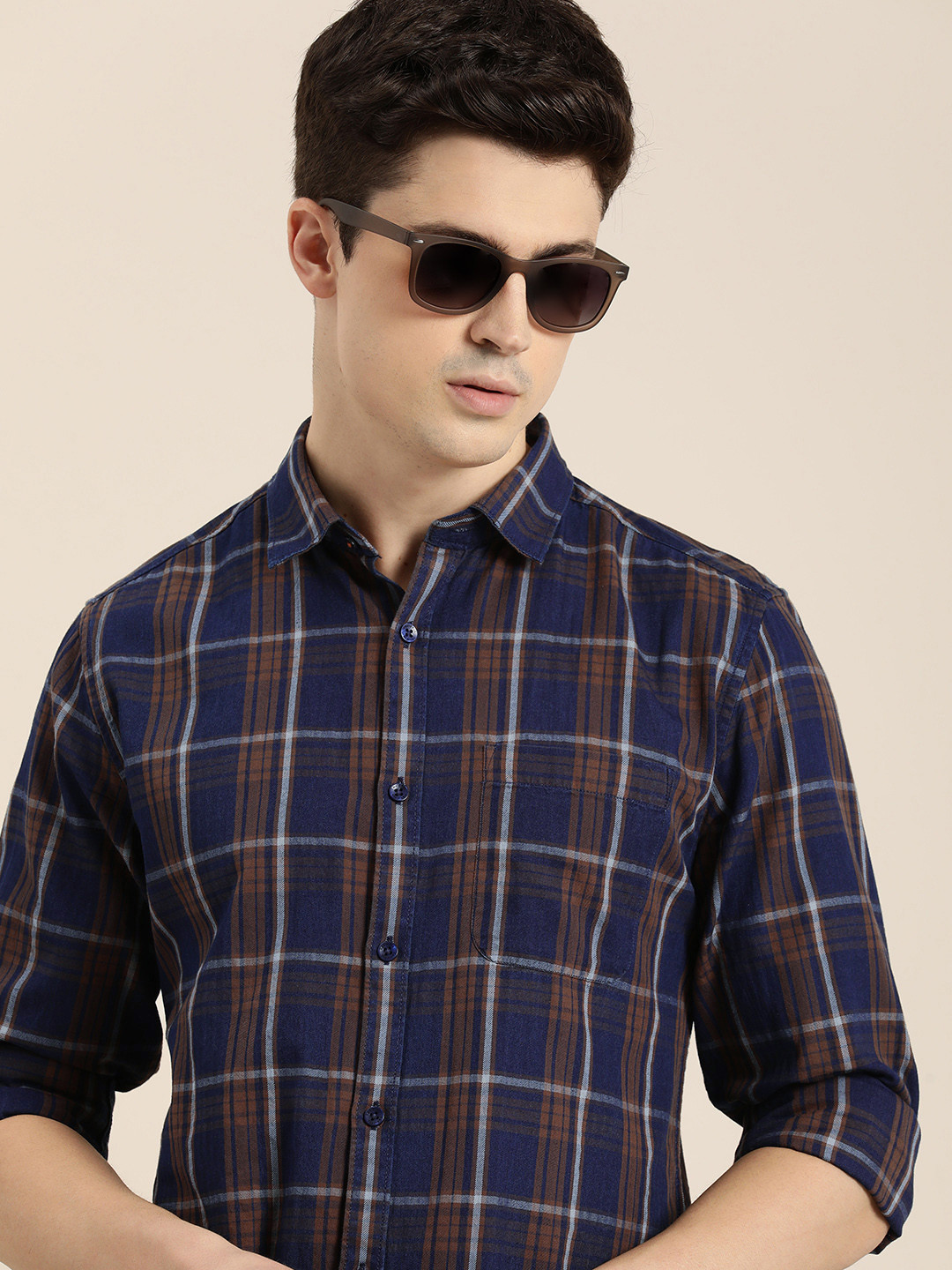 

INVICTUS Men Pure Cotton Tartan Checks Opaque Casual Shirt, Navy blue