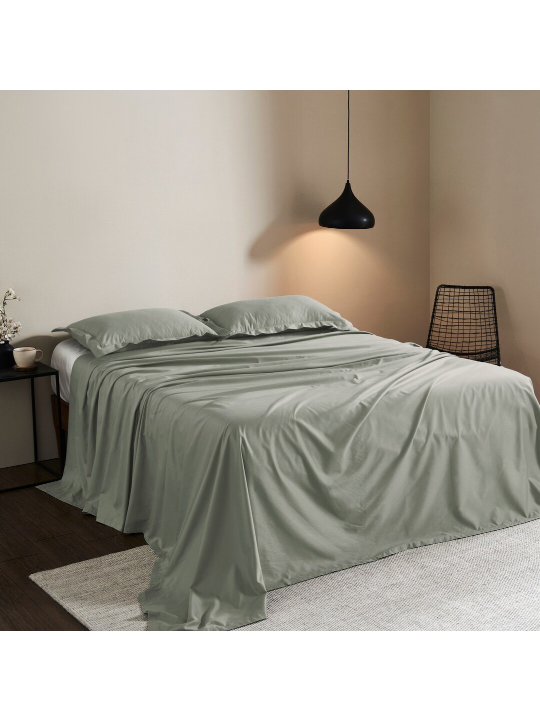 

HOUMN Fagoting Grey 500 TC Cotton King Bedsheet & 2 Pillow Covers