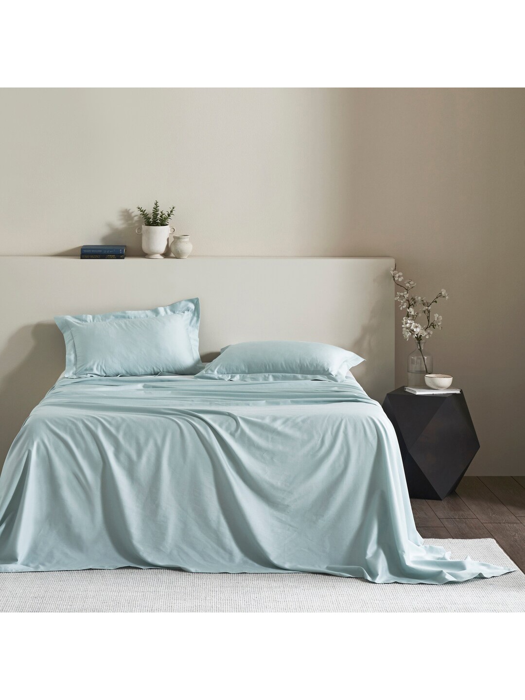 

HOUMN Green Cotton 300 TC King Bedsheet With 2 Pillow Covers
