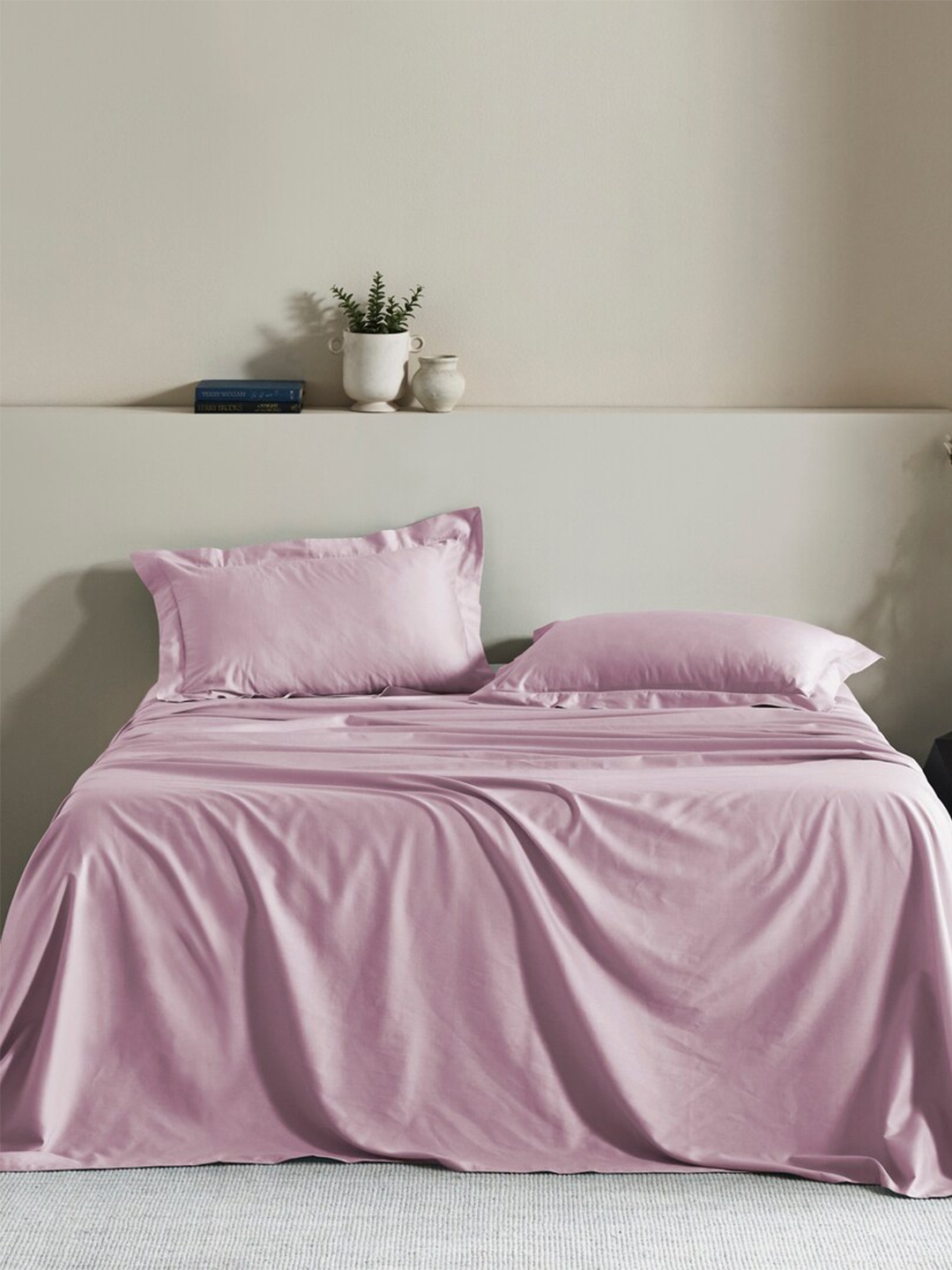

HOUMN Pink Cotton 300 TC King Bedsheet With 2 Pillow Covers