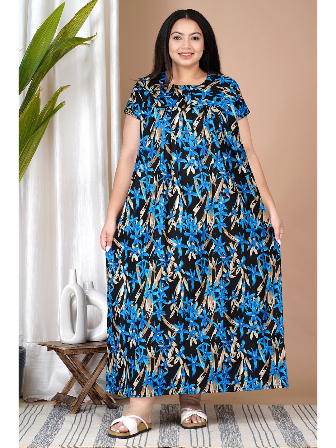 

SP DESIGNS Plus Size Floral Printed Pure Cotton Nightdress, Black