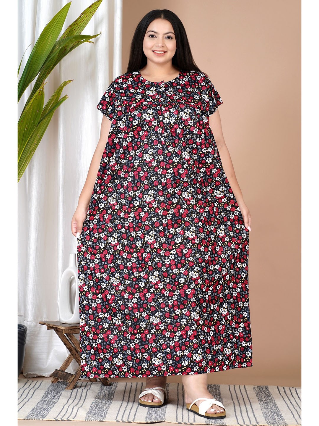

SP DESIGNS Plus Size Floral Printed Pure Cotton Nightdress, Black