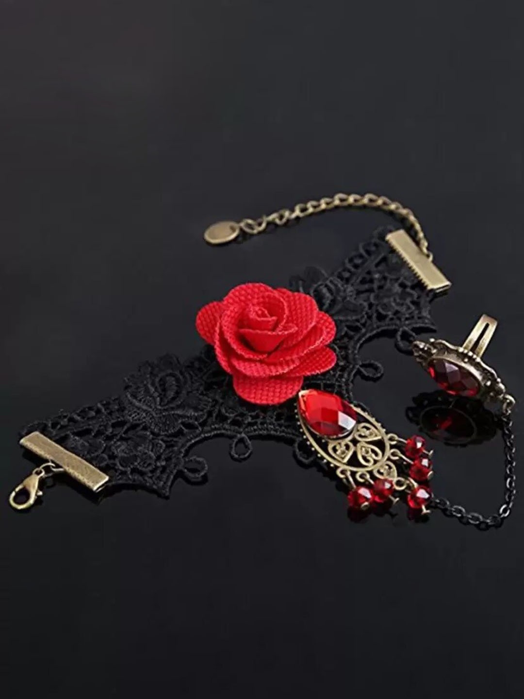 

Samridhi DC Gold-Plated Ring Bracelet