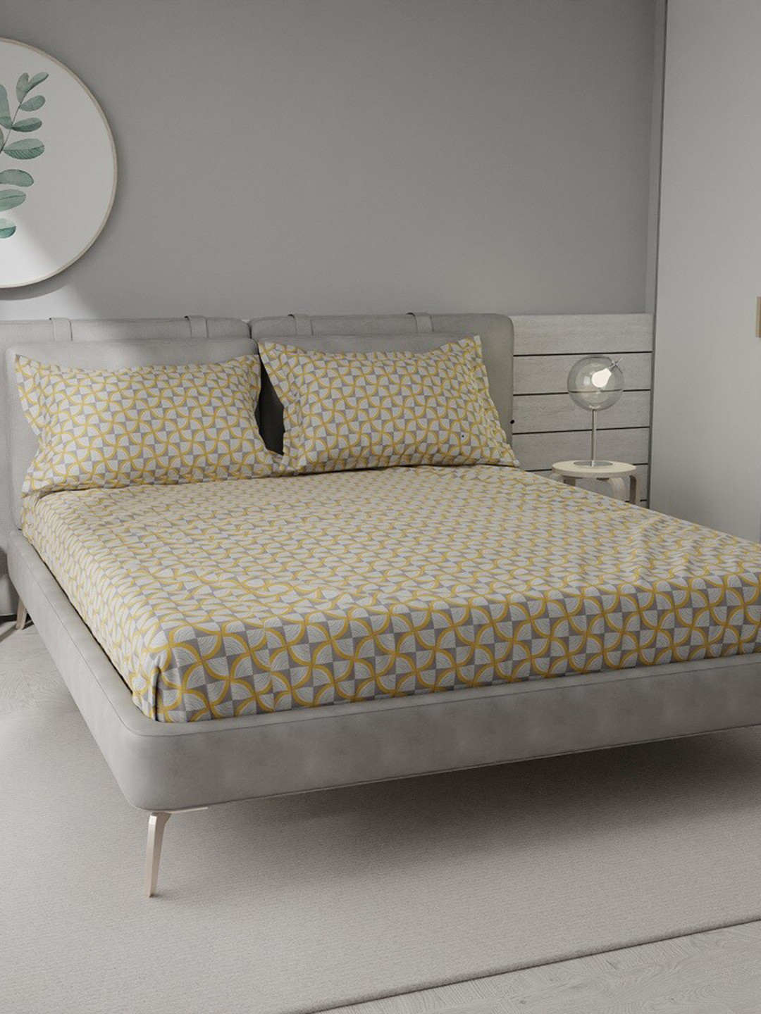 

Stoa Paris Grace Beige & Grey Geometric Queen Bedsheet With 2 Pillow Covers