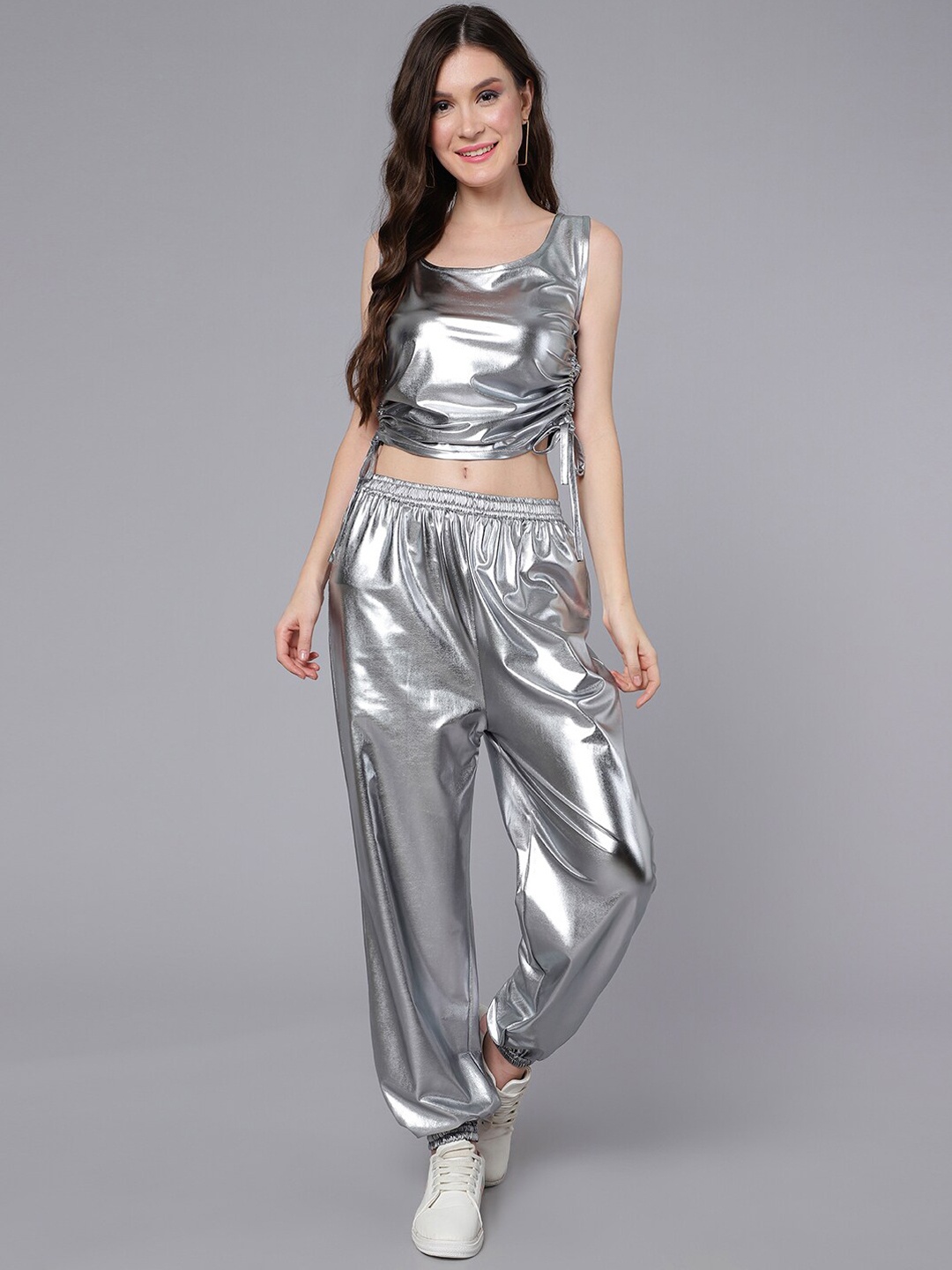 

A.T.U.N. Round Neck Sleeveless Crop Top & Joggers, Silver